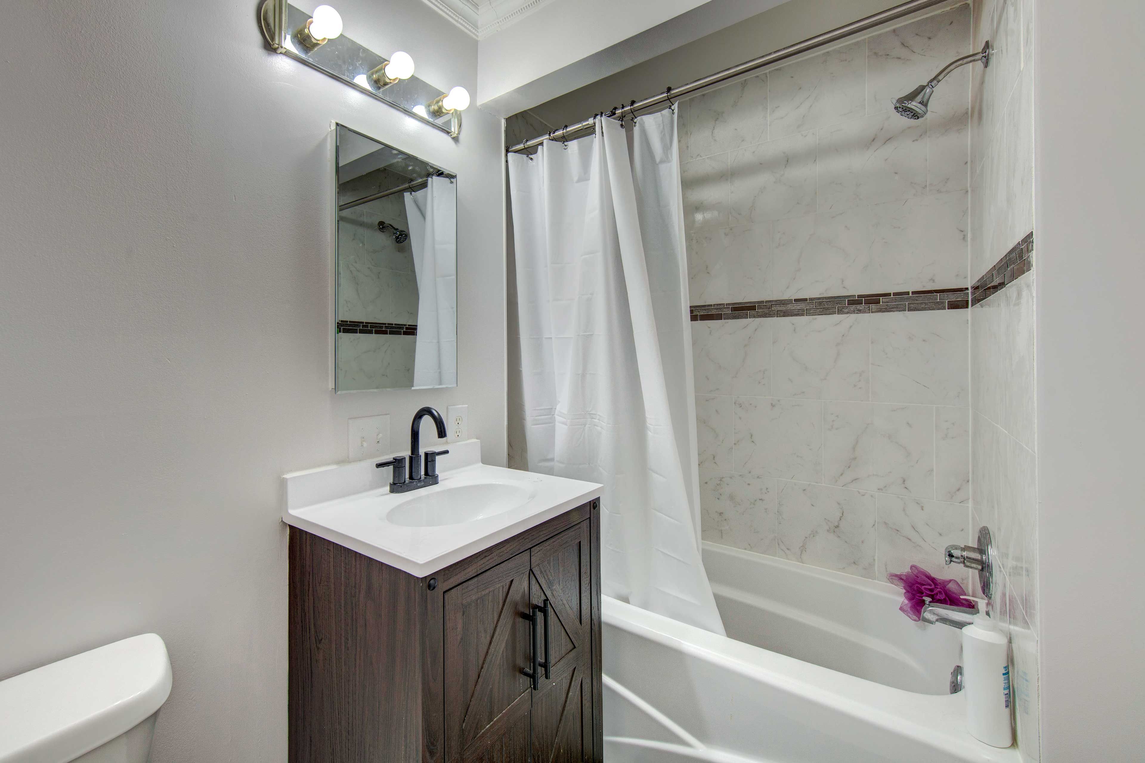 Full Bathroom