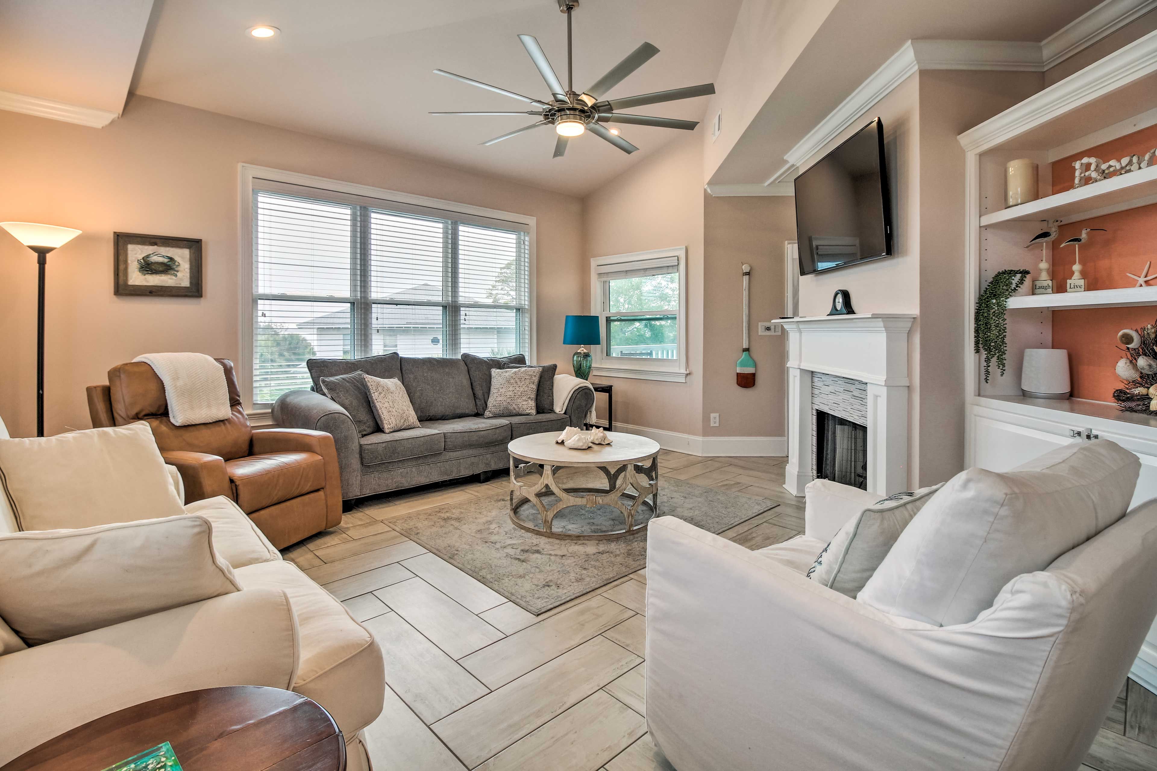 Living Room | High-Speed Internet | Smart TV | 1 Full Sleeper Sofa | 2nd Floor