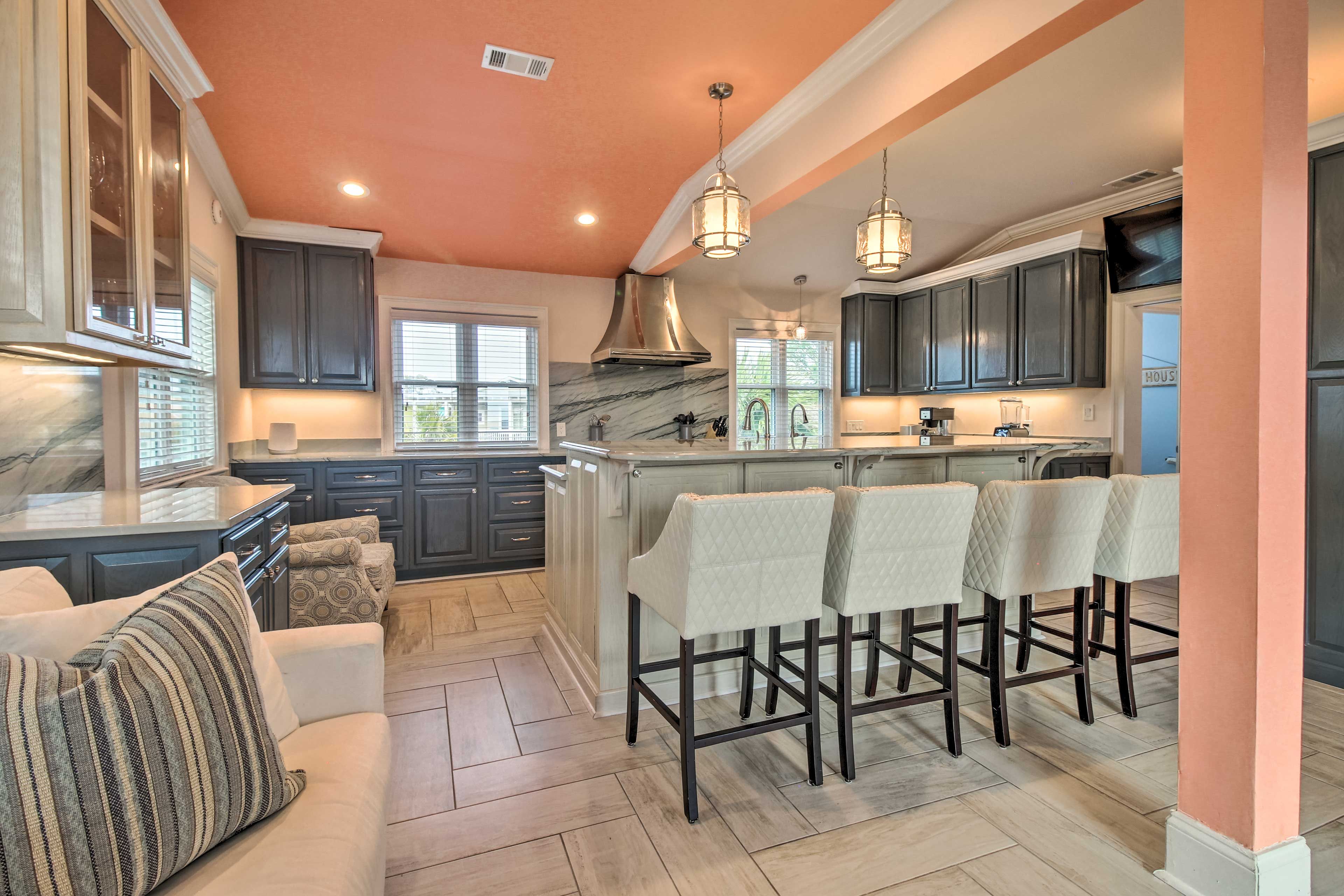 Chef's Kitchen | Cooking Basics Supplied | 2nd Floor