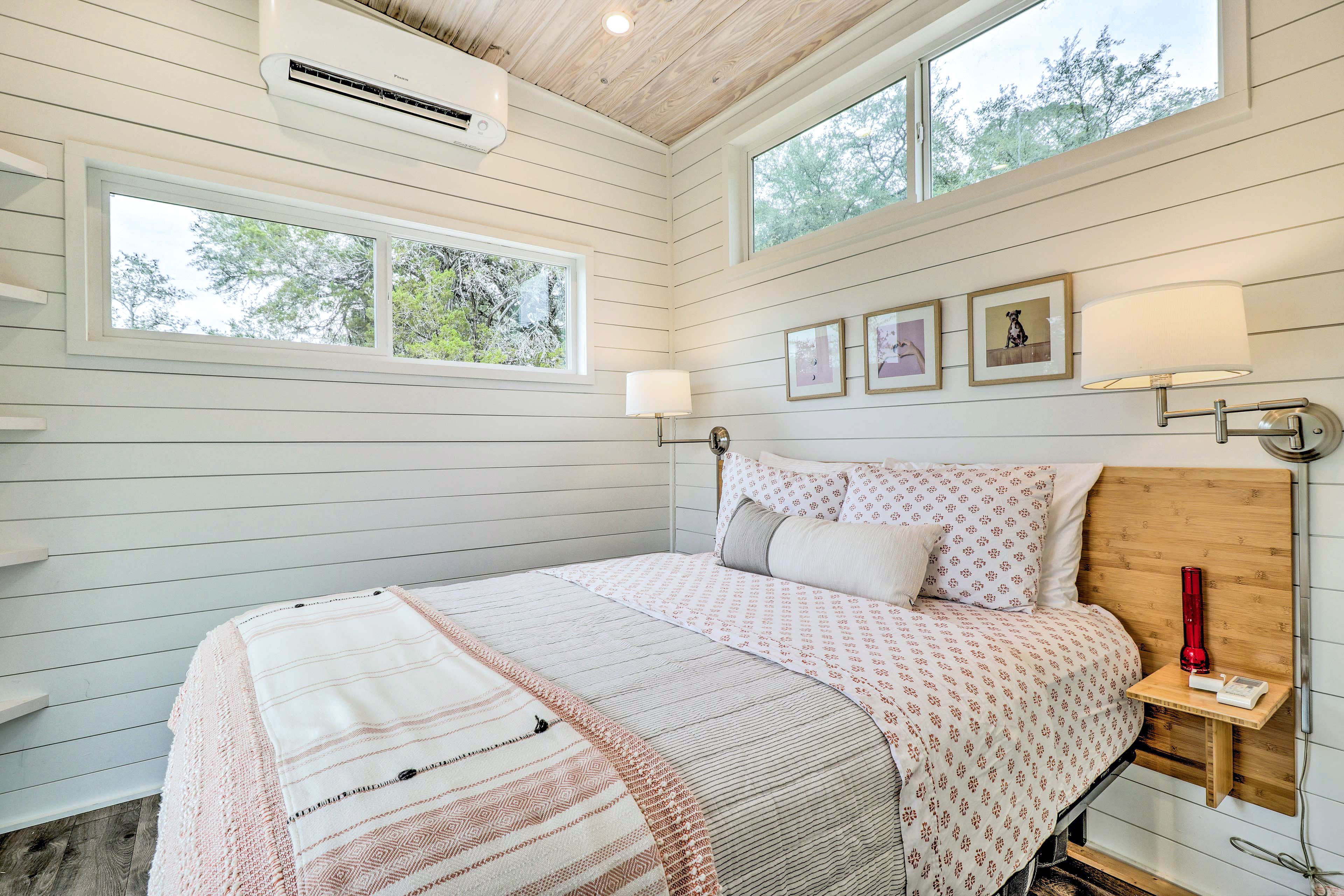 Tiny Home 1 | Bedroom | Queen Bed