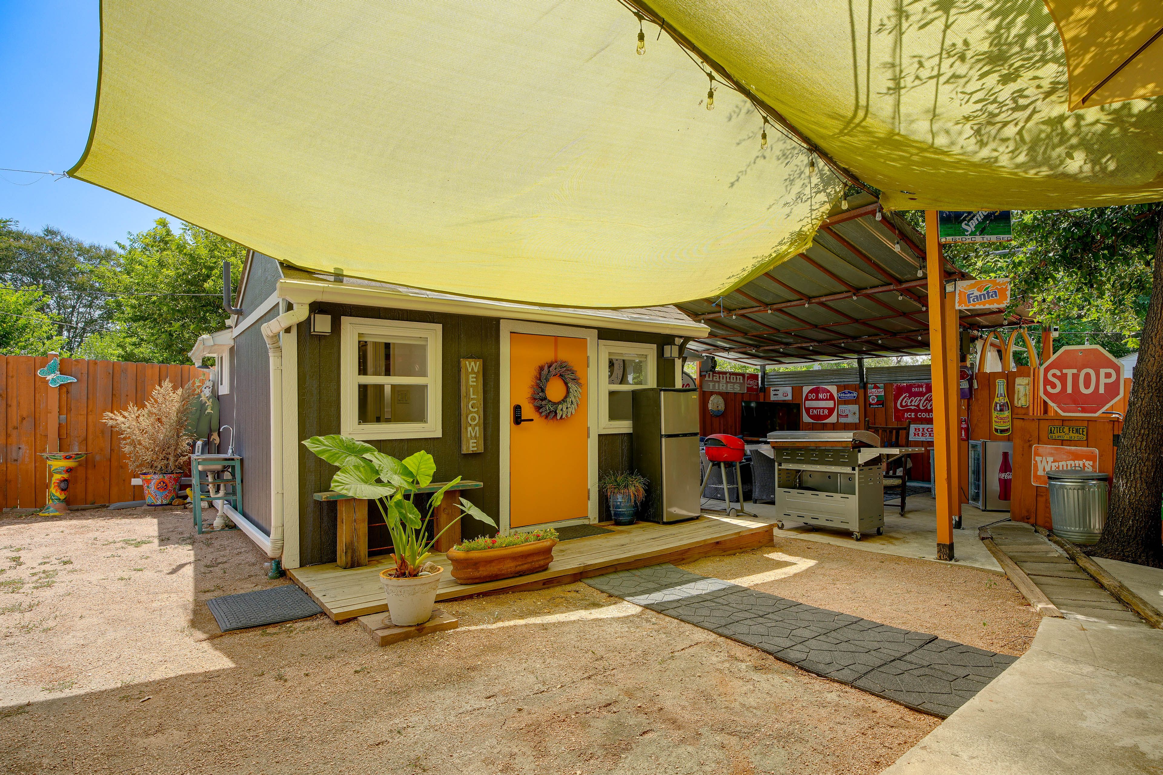 Exterior | Single-Story Cottage