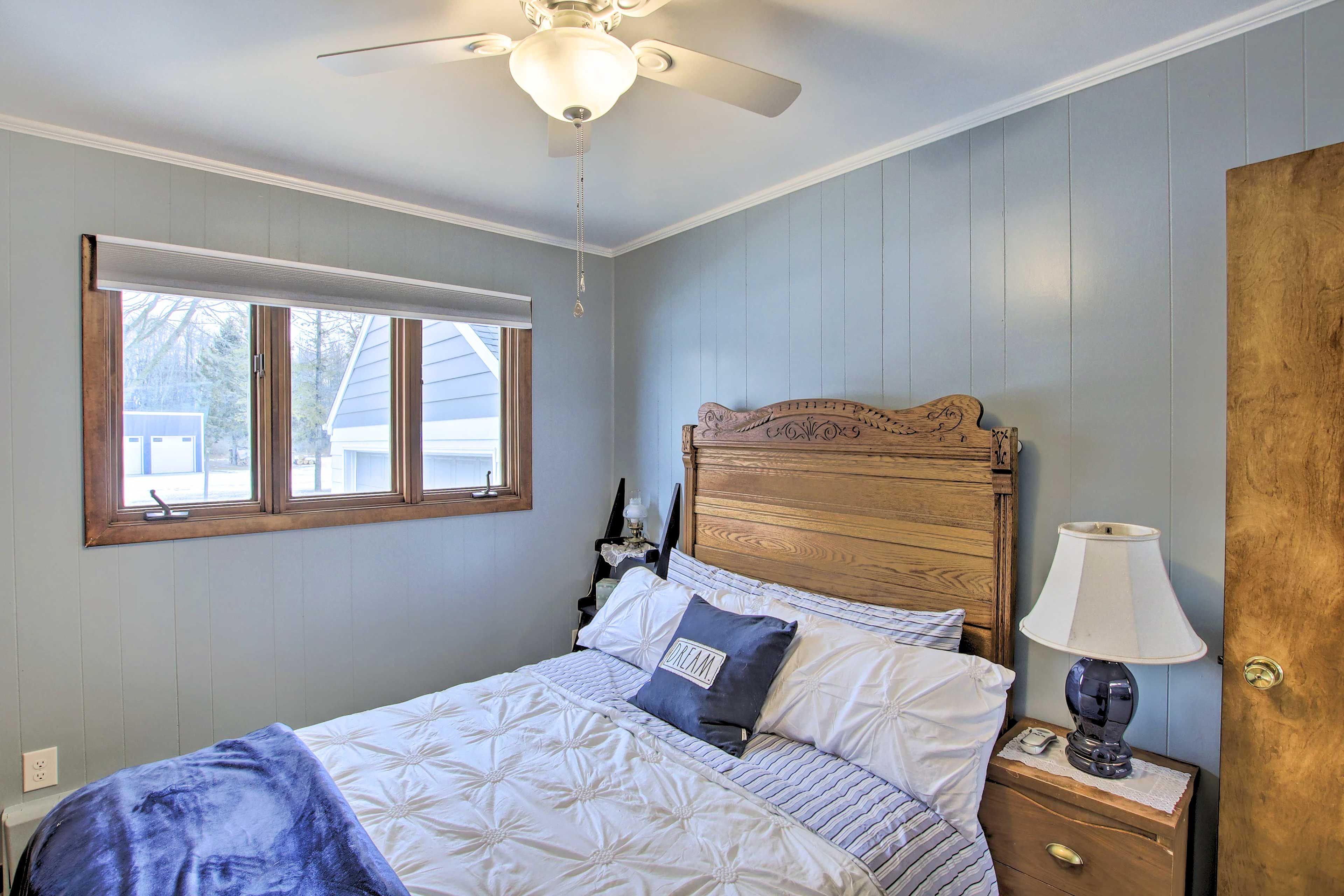 Bedroom 5 | Full Bed | 1st Floor
