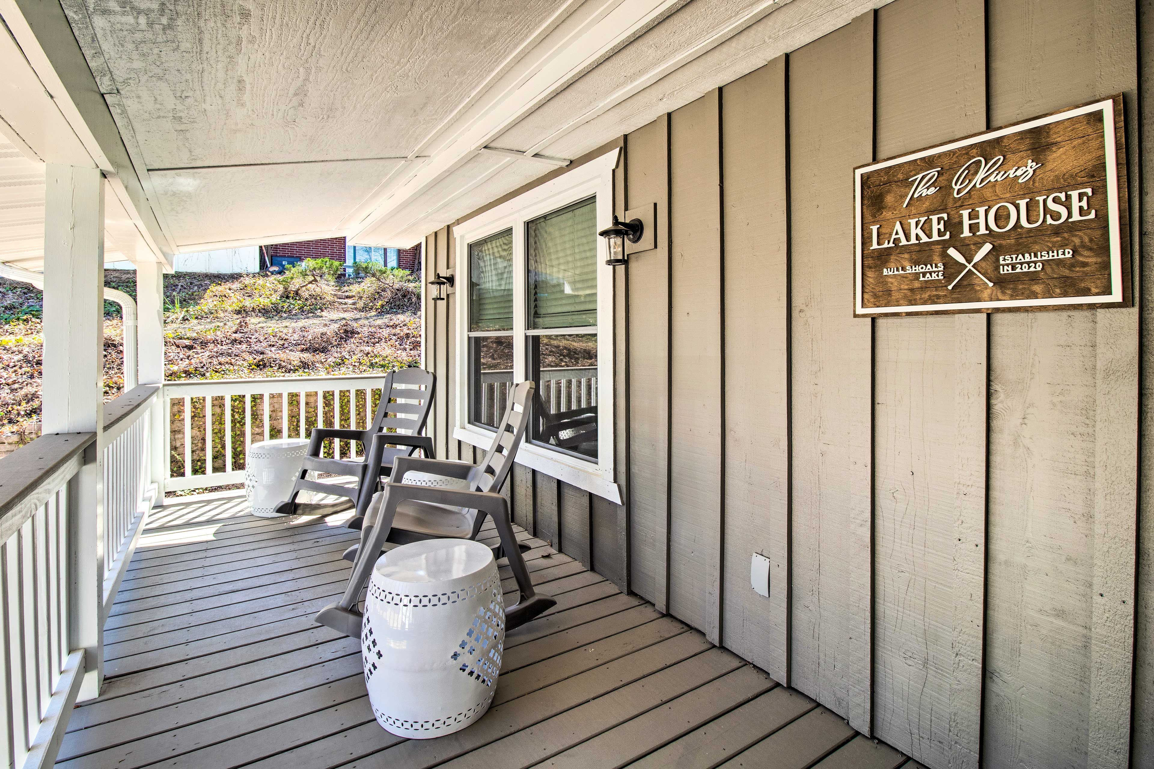 Front Porch | Private Entrance