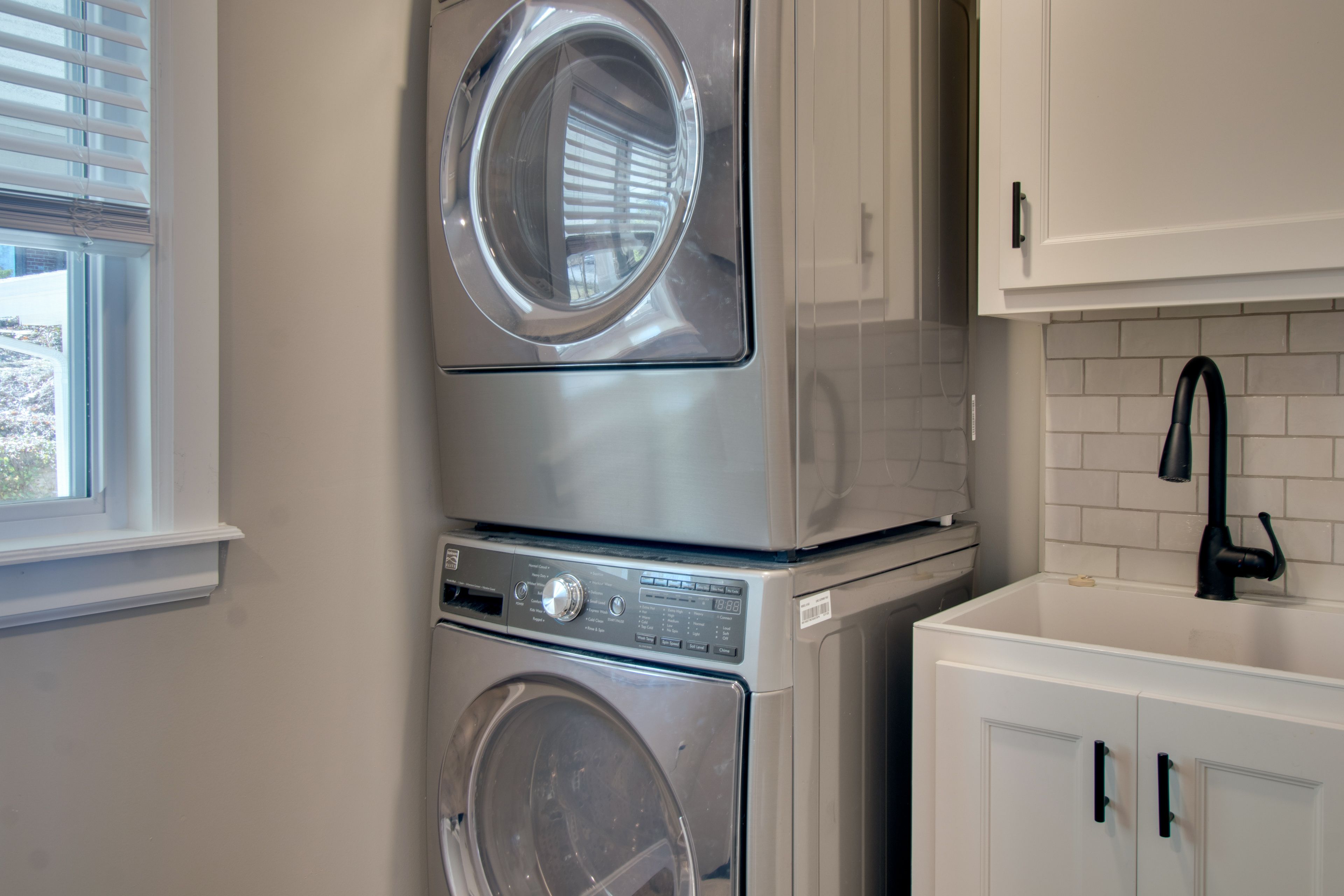 In-Unit Laundry | Main Floor