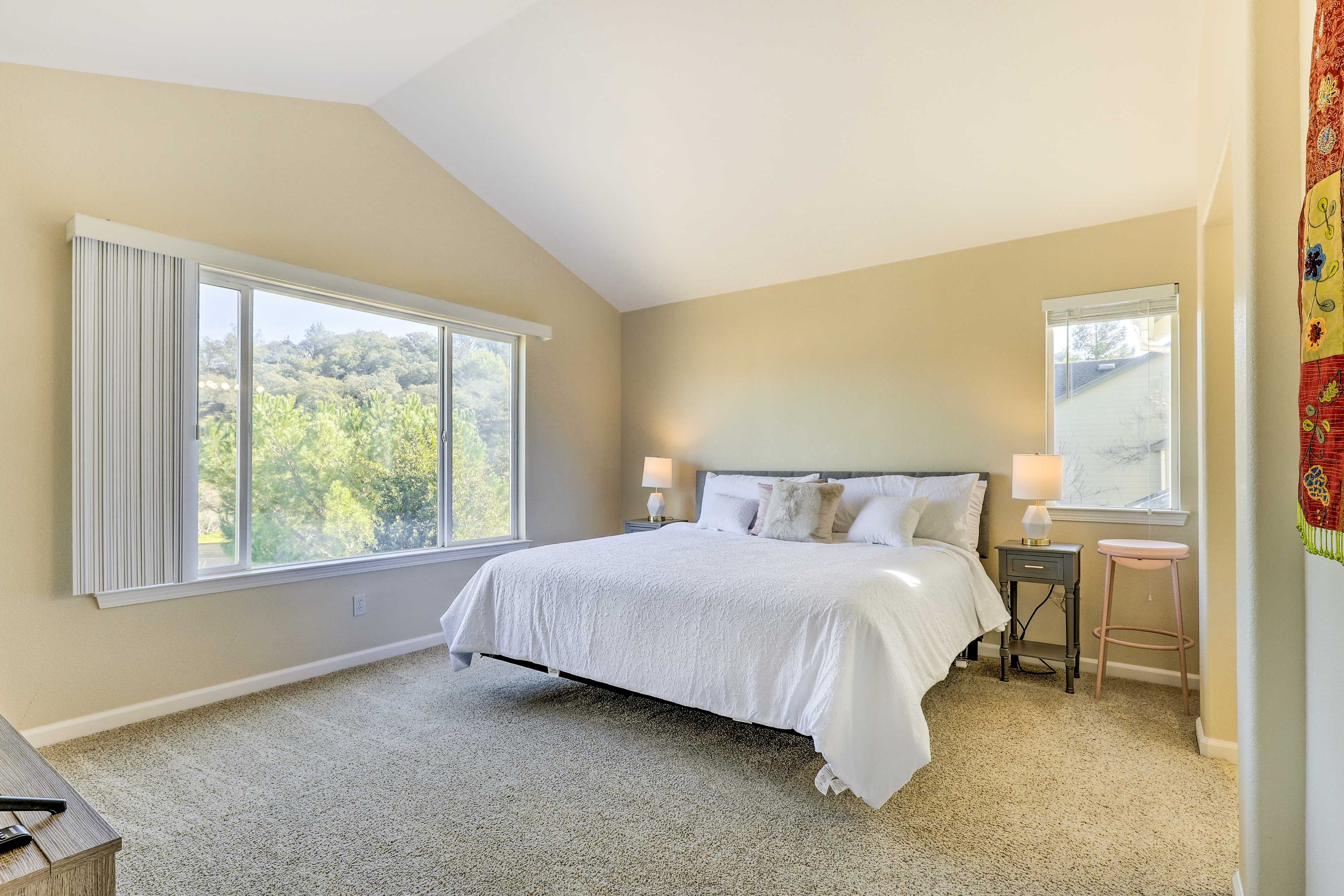 Bedroom 1 | King Bed | Linens Provided