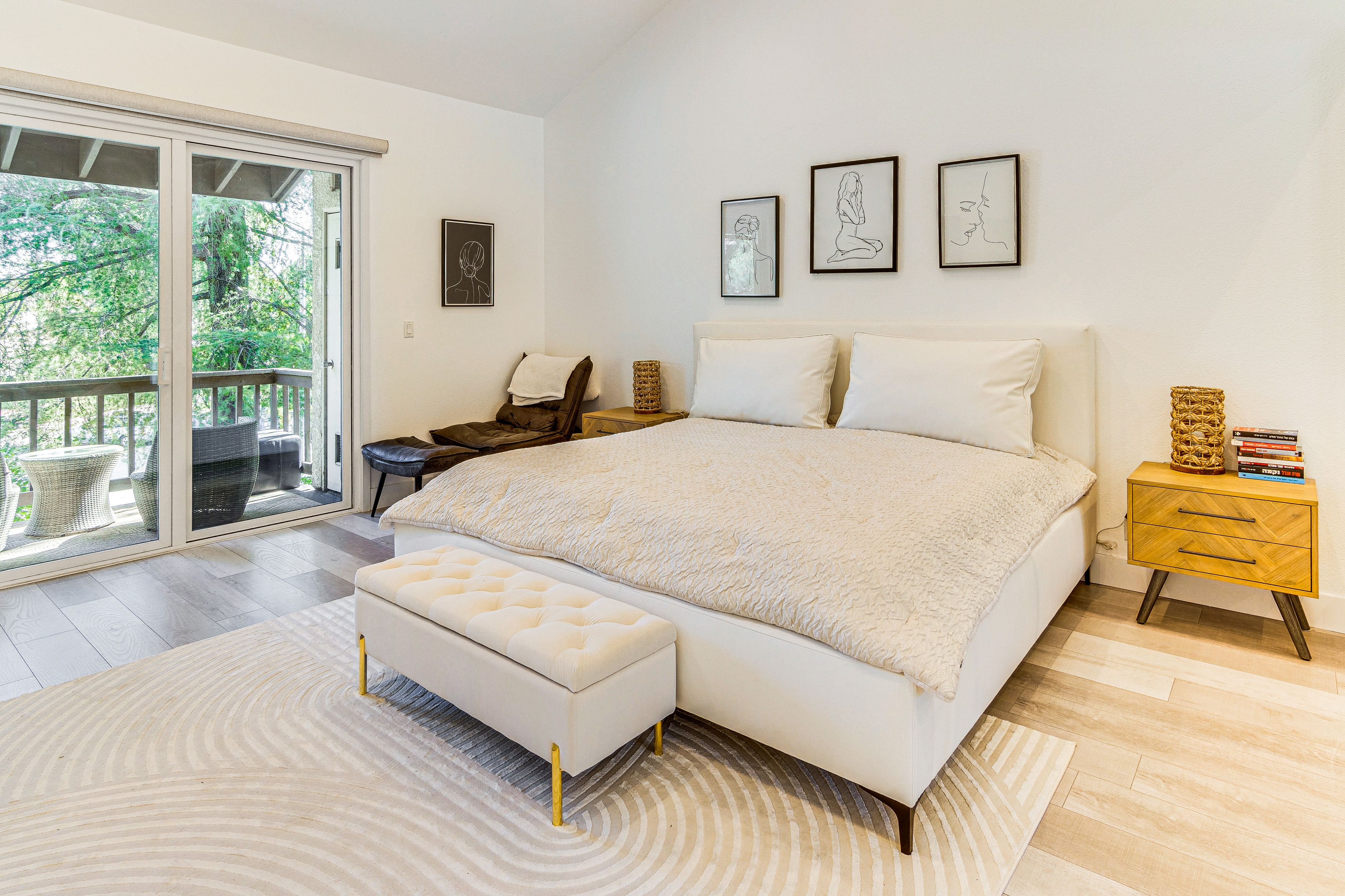 Bedroom 1 | King Bed | Smart TV w/ Cable