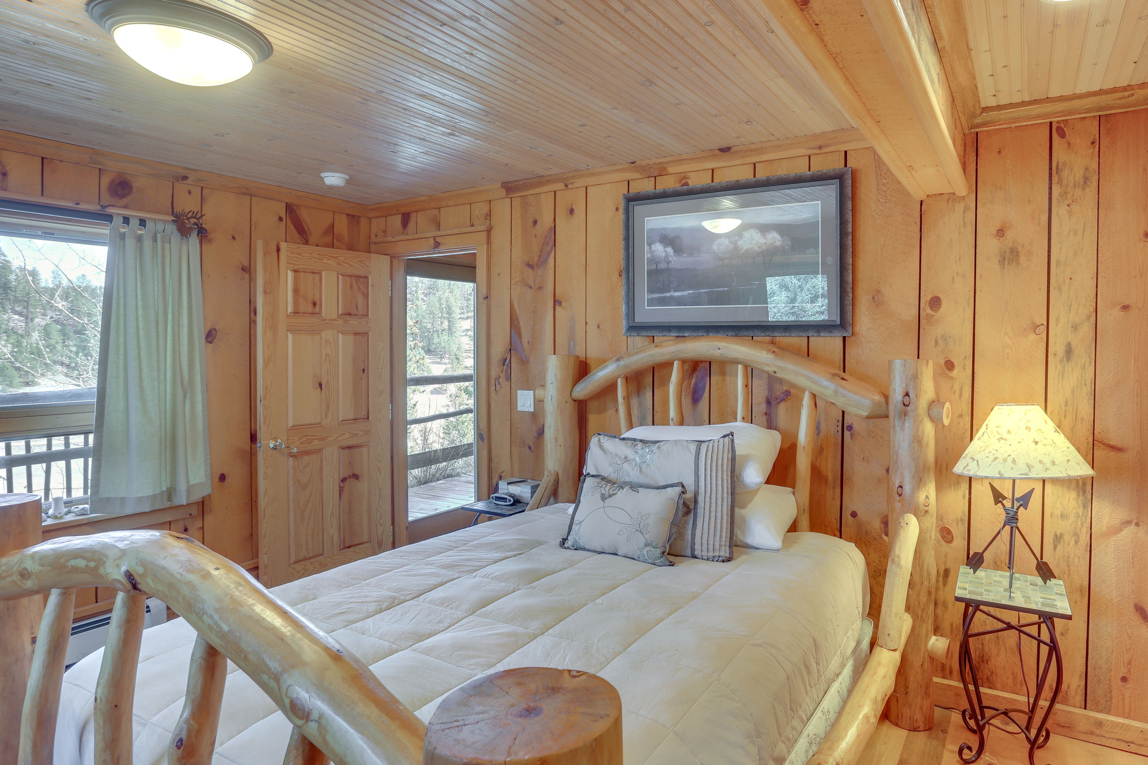 Bedroom 2 | Queen Bed | En-Suite Bathroom