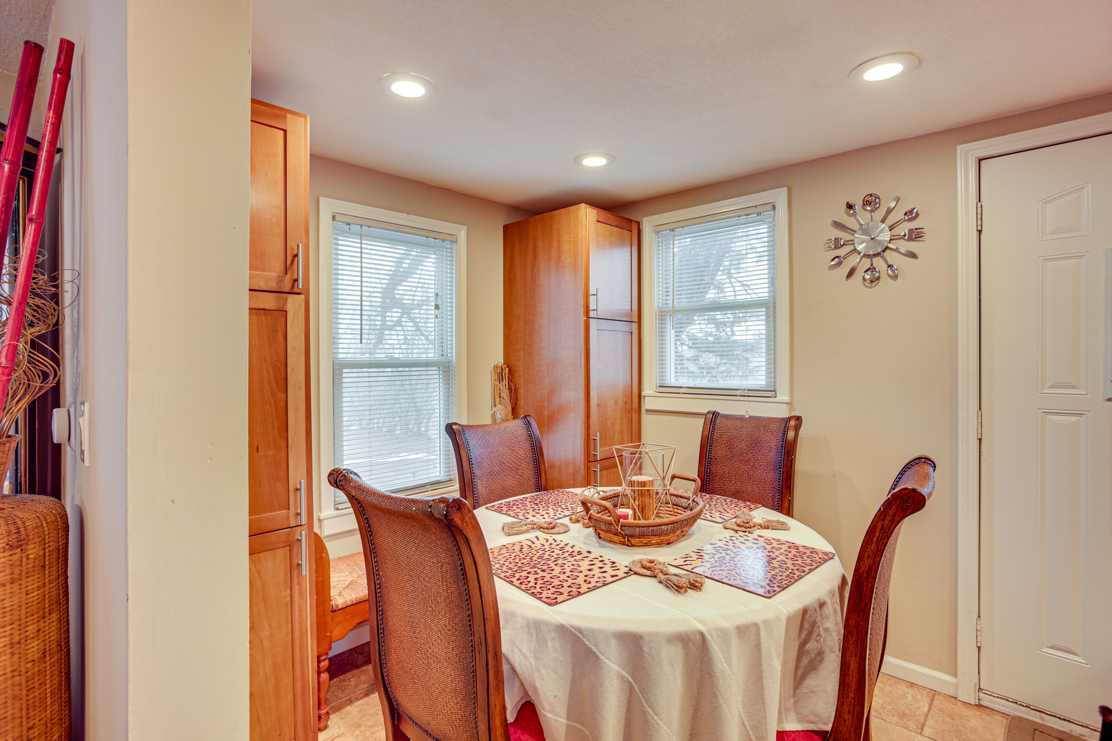 Dining Area | 2nd Floor | Fully Equipped Kitchen