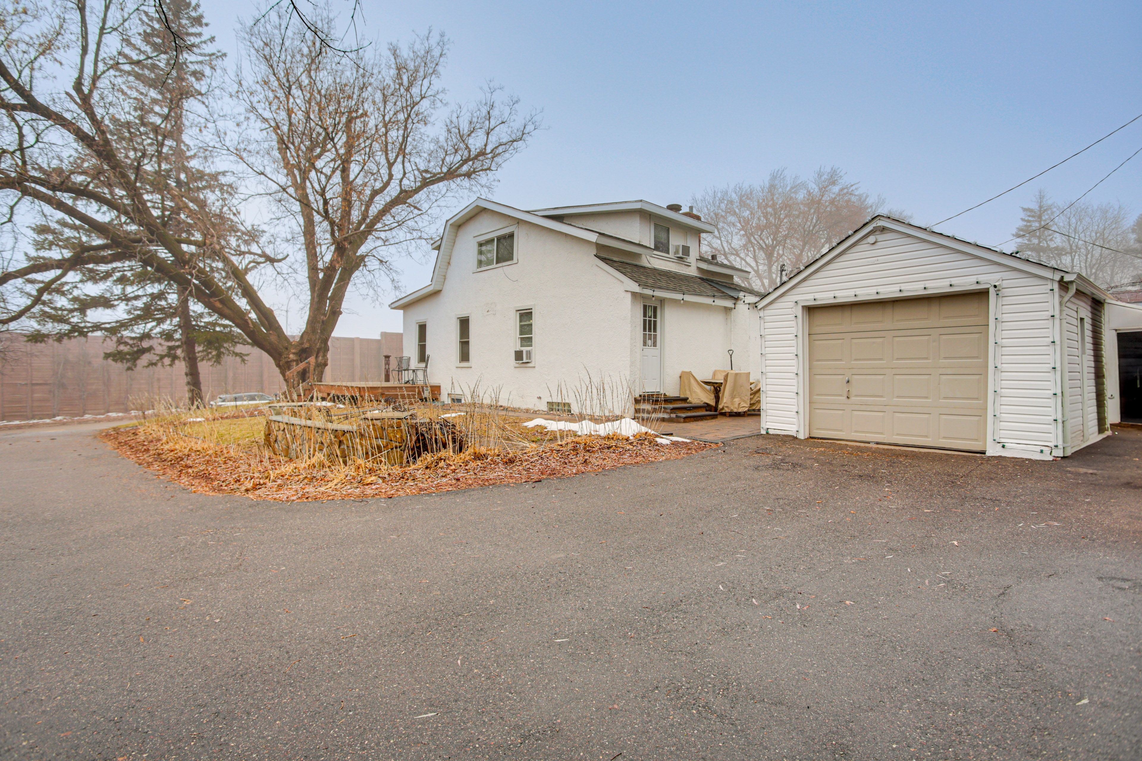 Parking | Driveway (2 Vehicles) | Free Street Parking (First-Come, First-Served)