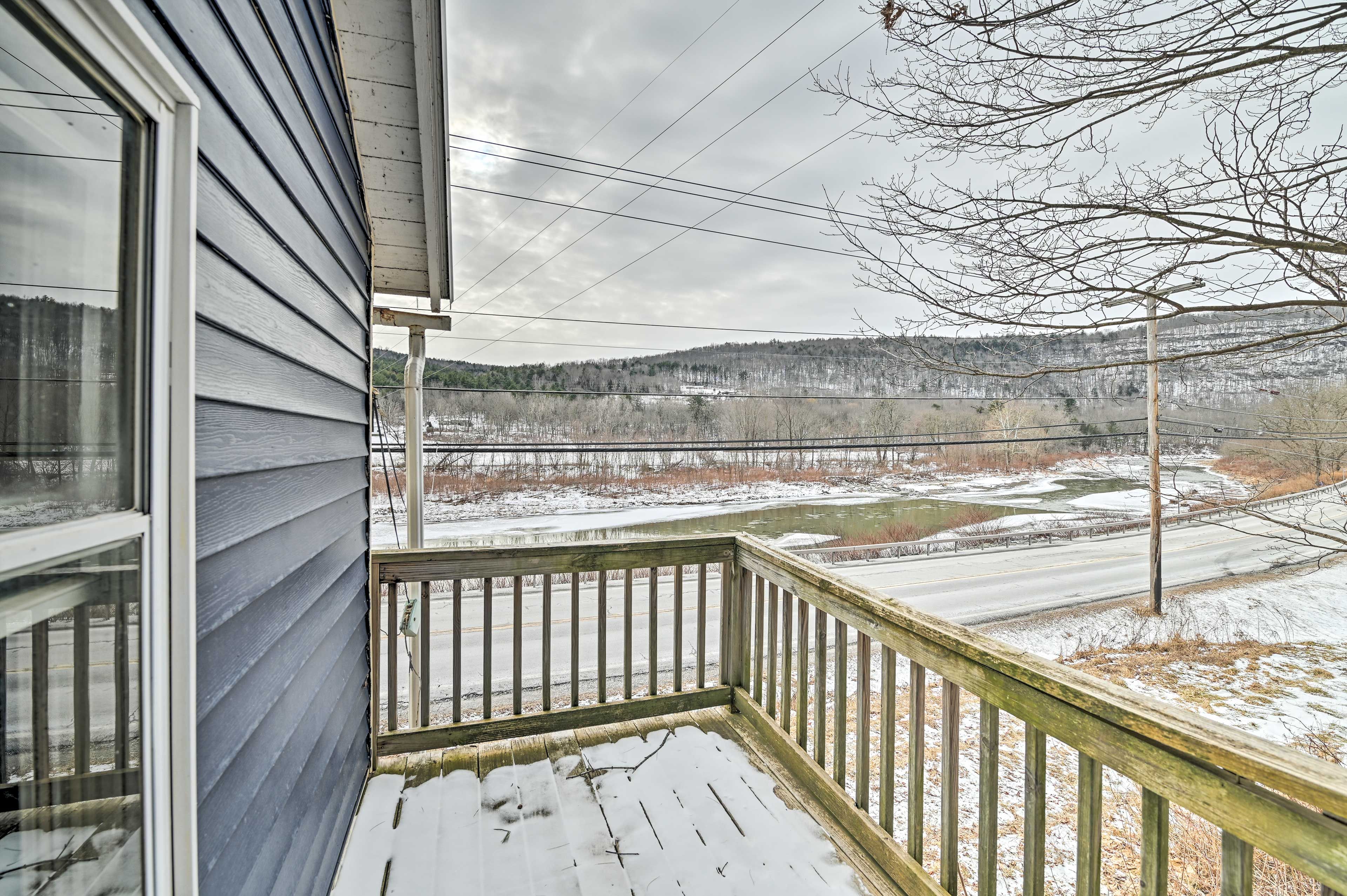 Studio Exterior | Balcony