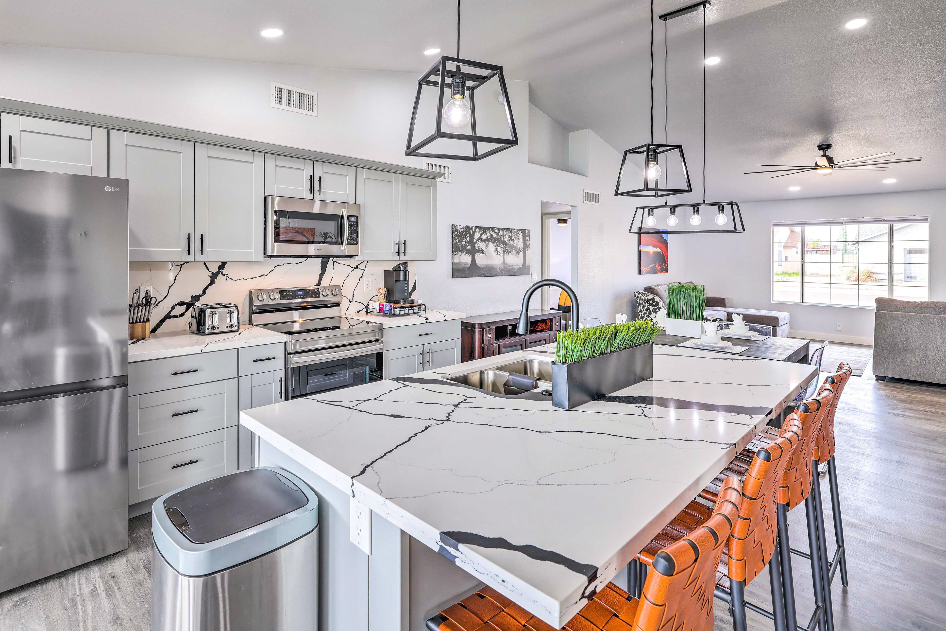 Kitchen | Keurig Coffee Maker | Blender | Spices | Toaster