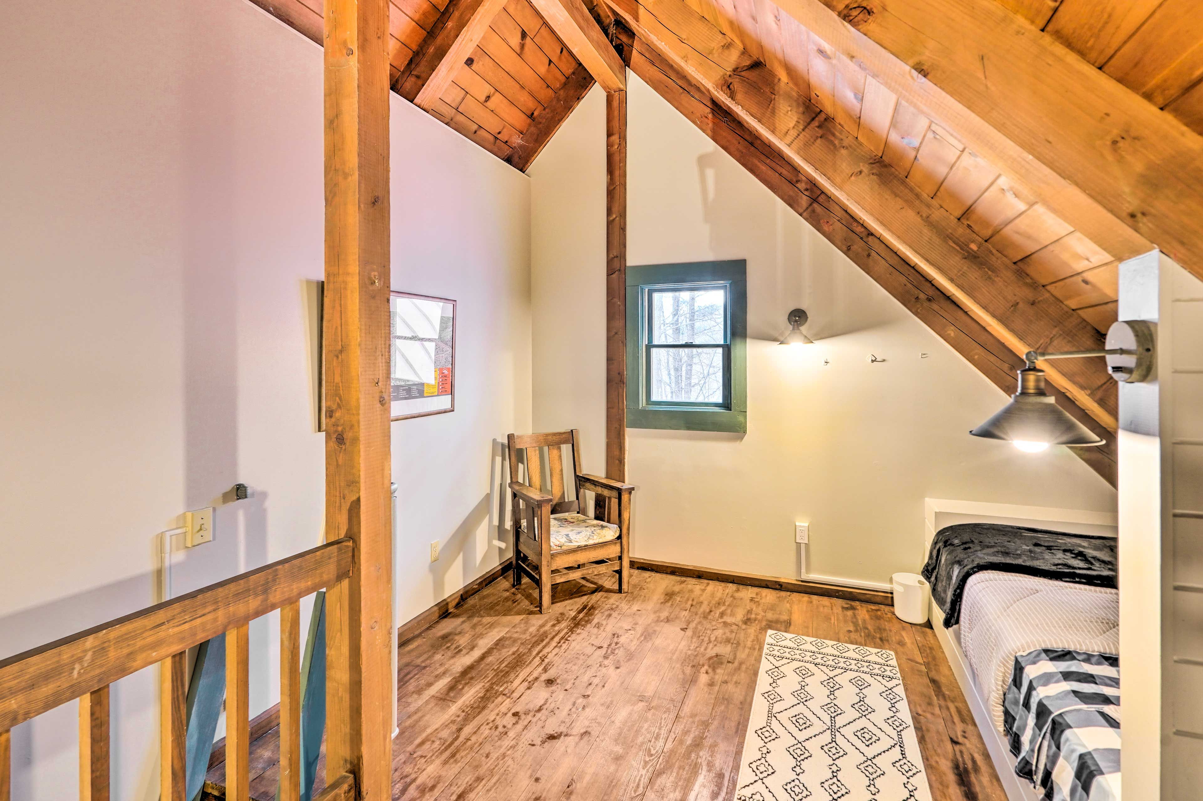 Bedroom 3 (Loft) | 2 Twin Beds | Ladder Access Required