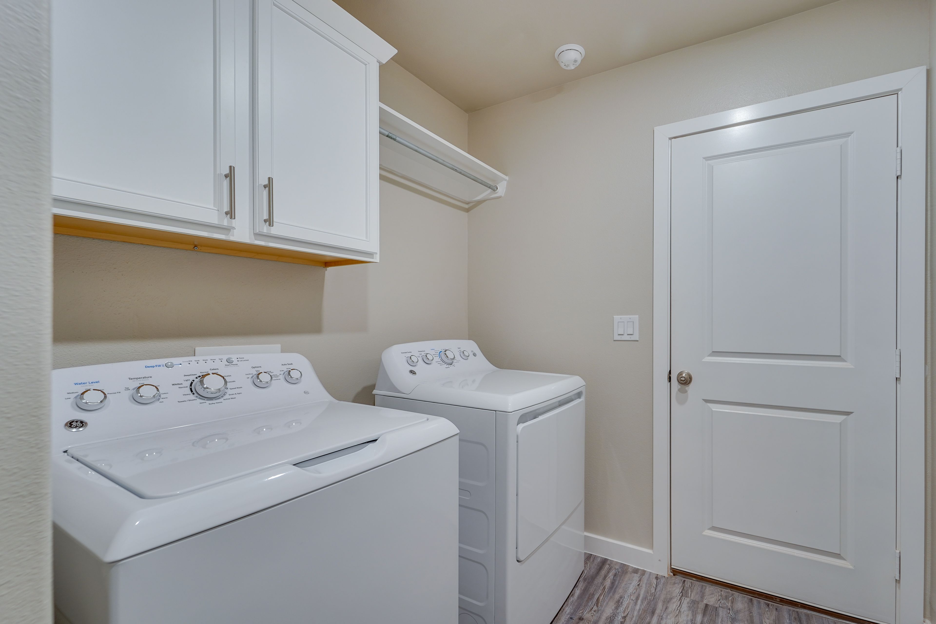 Laundry Area | Detergent Provided