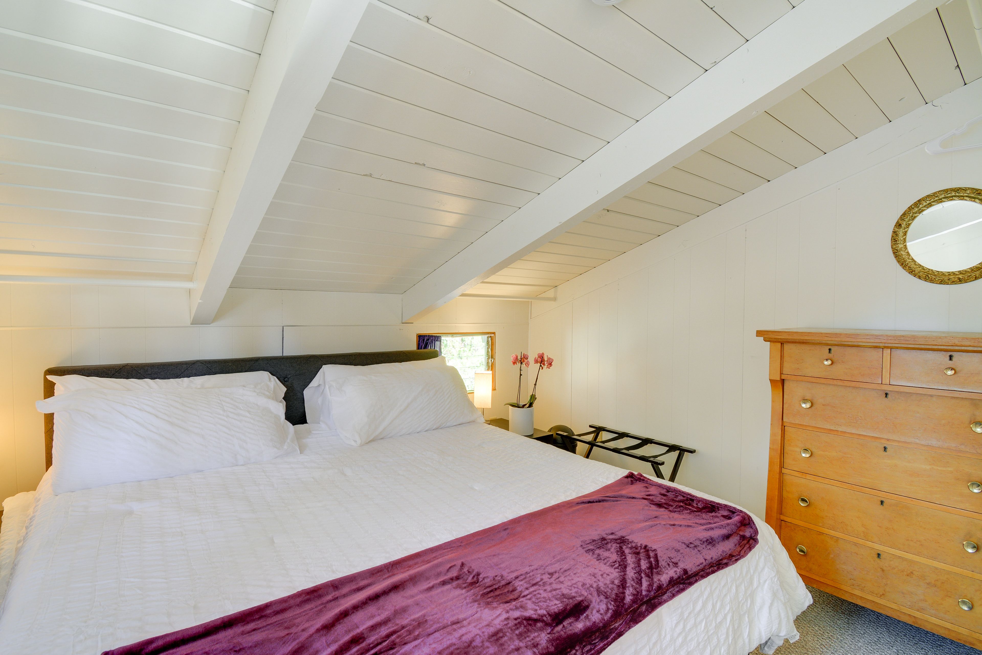 Bedroom 2 | King Bed