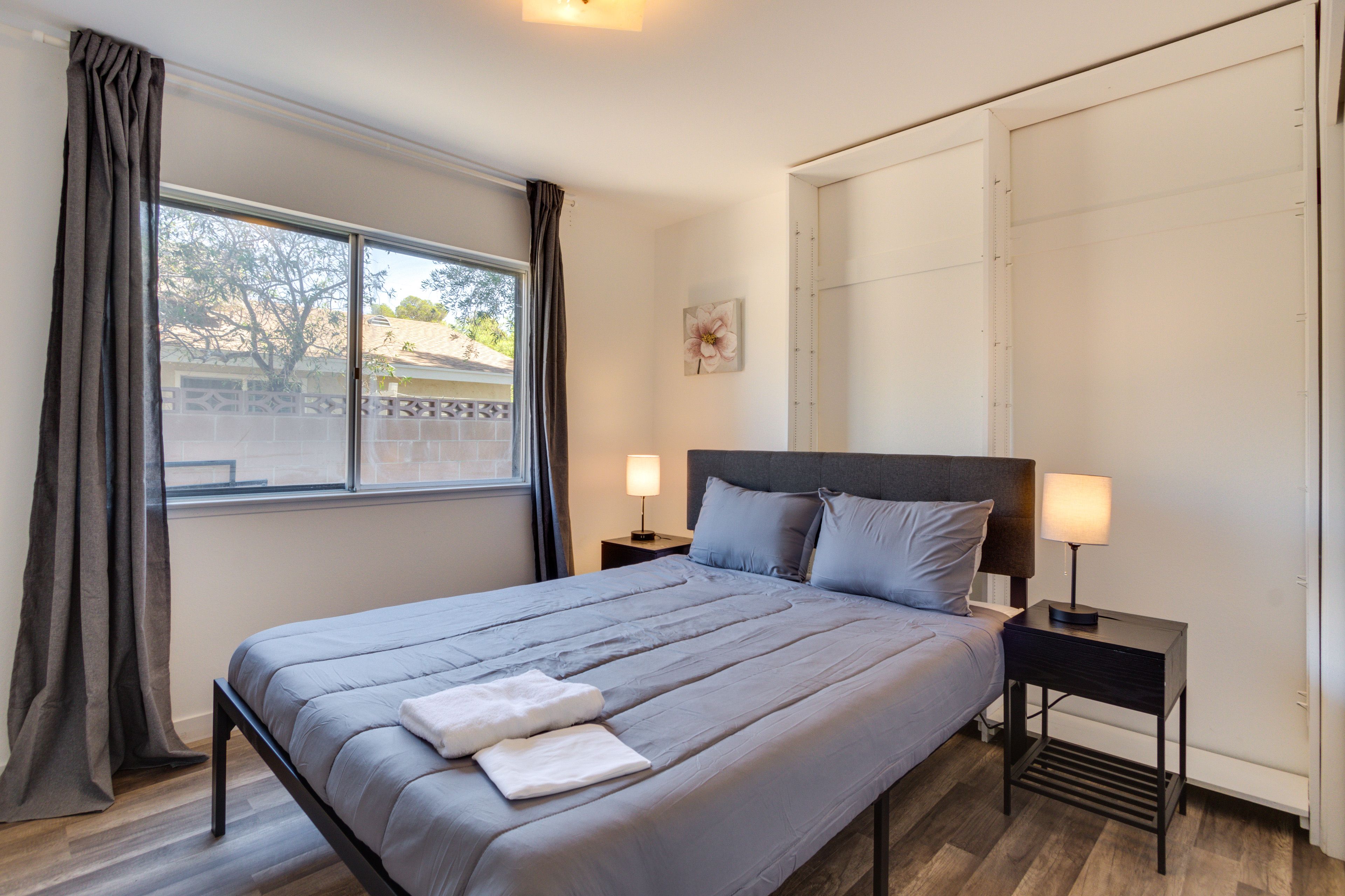 Bedroom 4 | Queen Bed