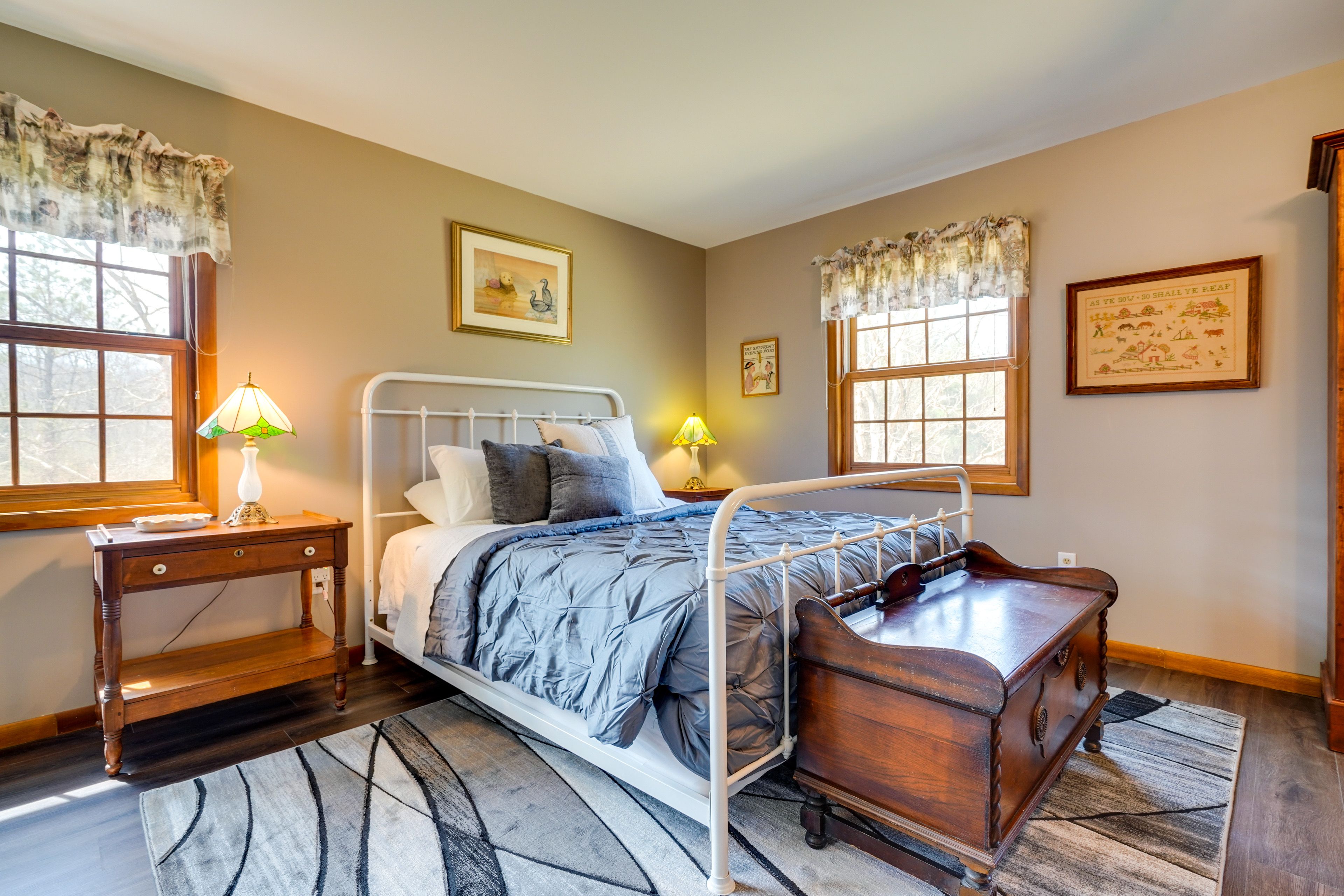 Bedroom 2 | Queen Bed | En-Suite Bathroom