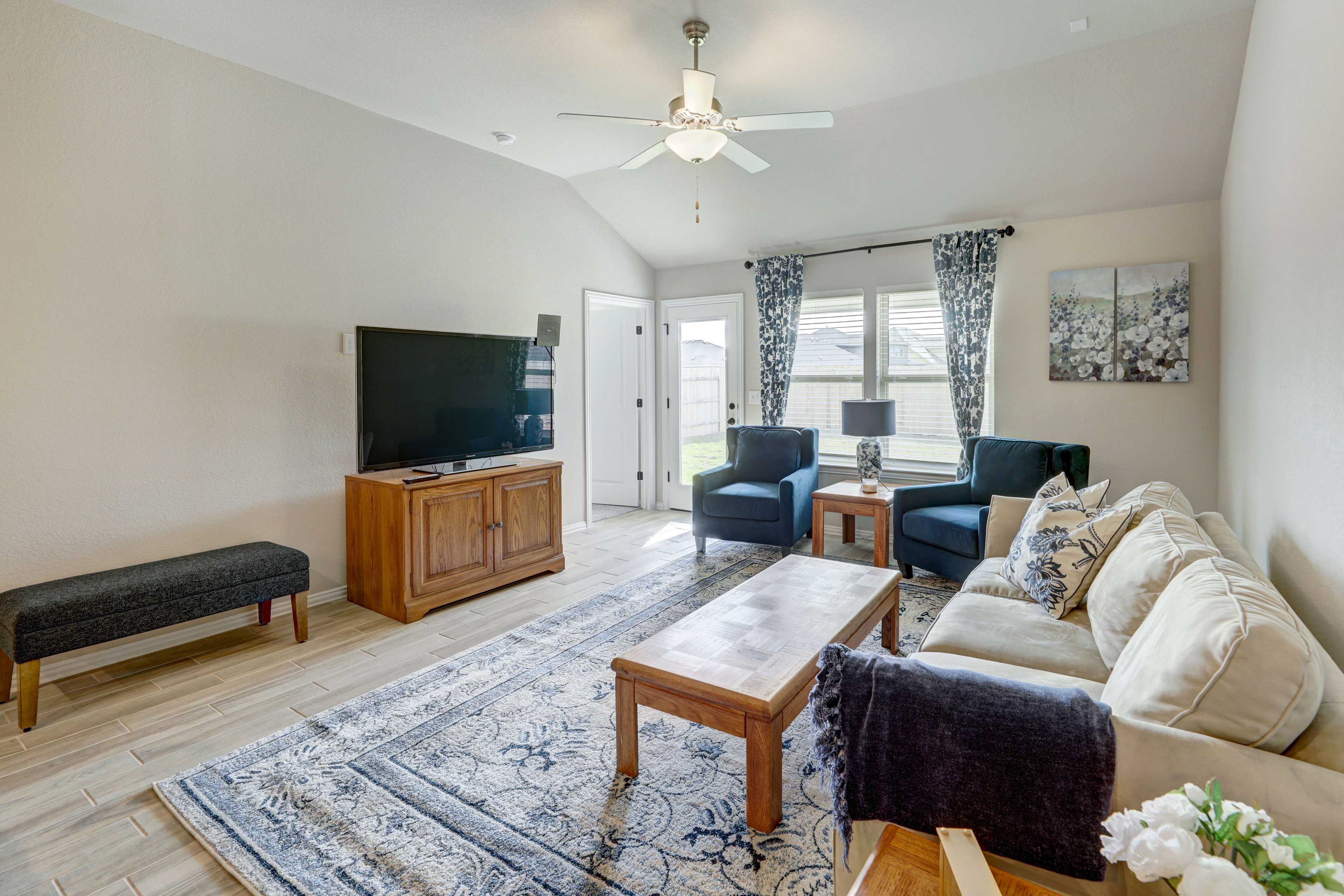 Bastrop Vacation Rental | 3BR | 2BA | 1,706 Sq Ft | 2 Steps Required