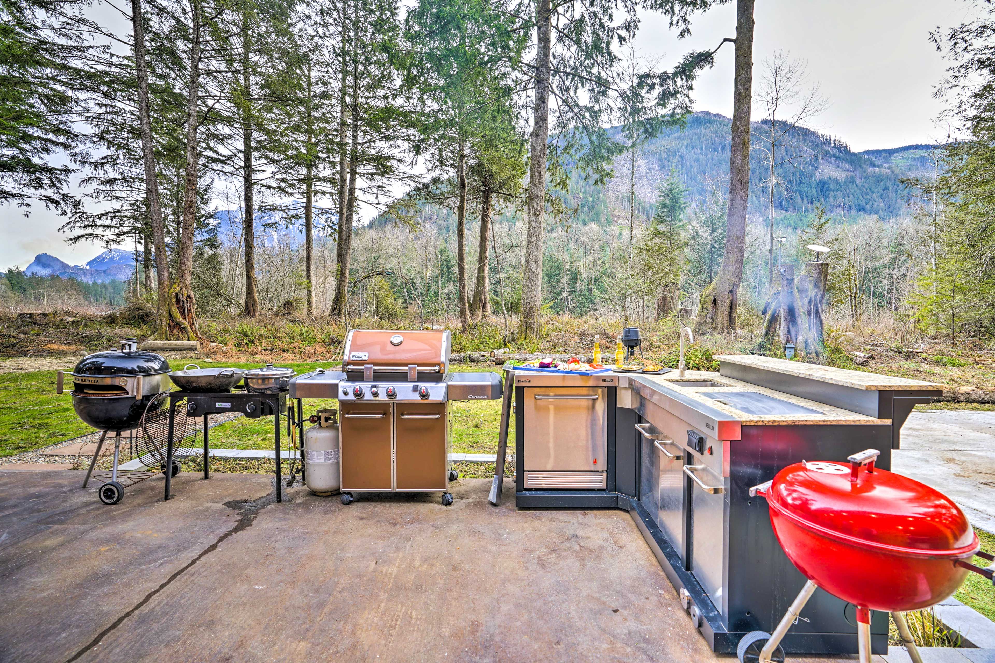 Outdoor Kitchen