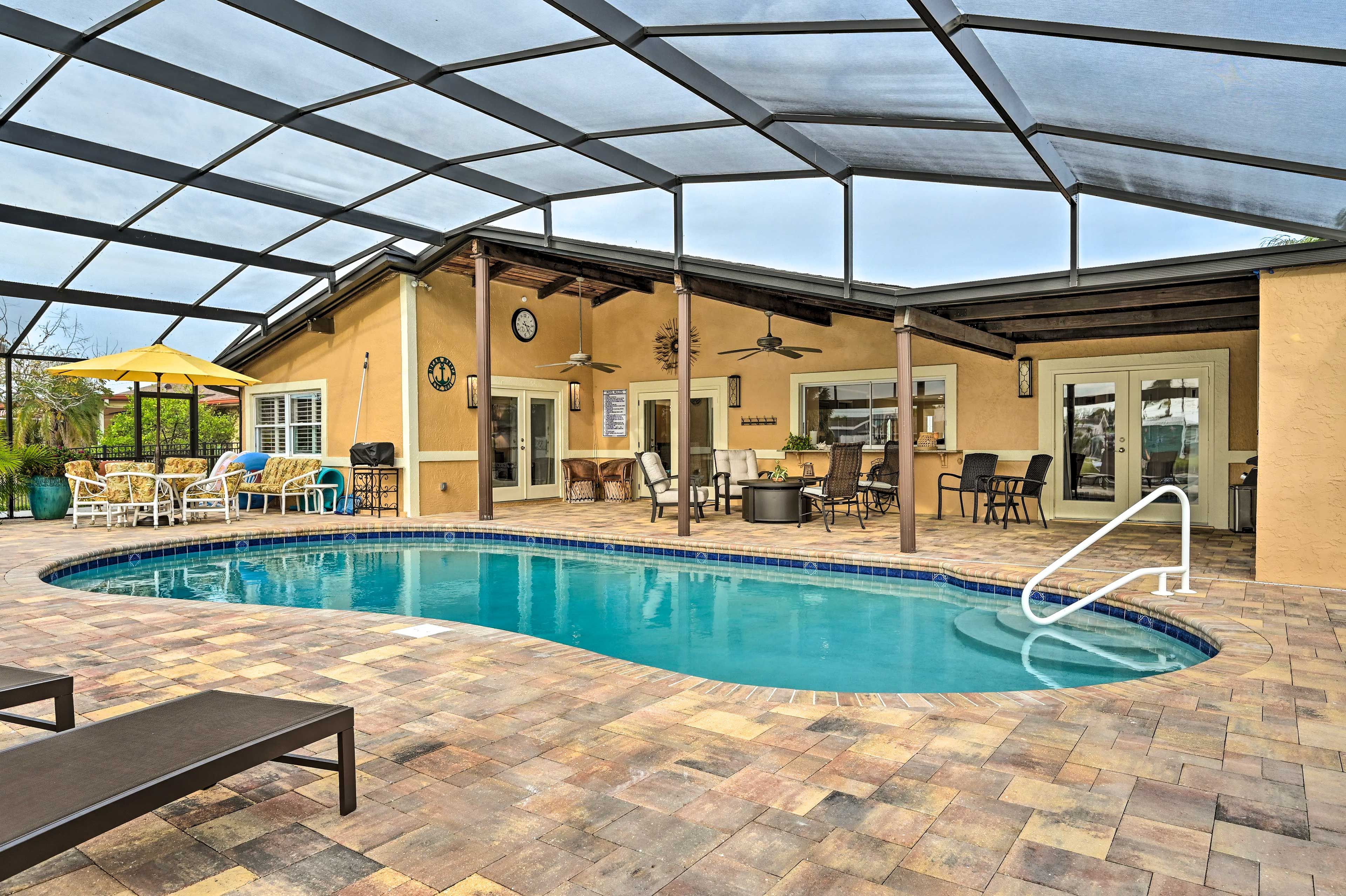 Screened Pool Area