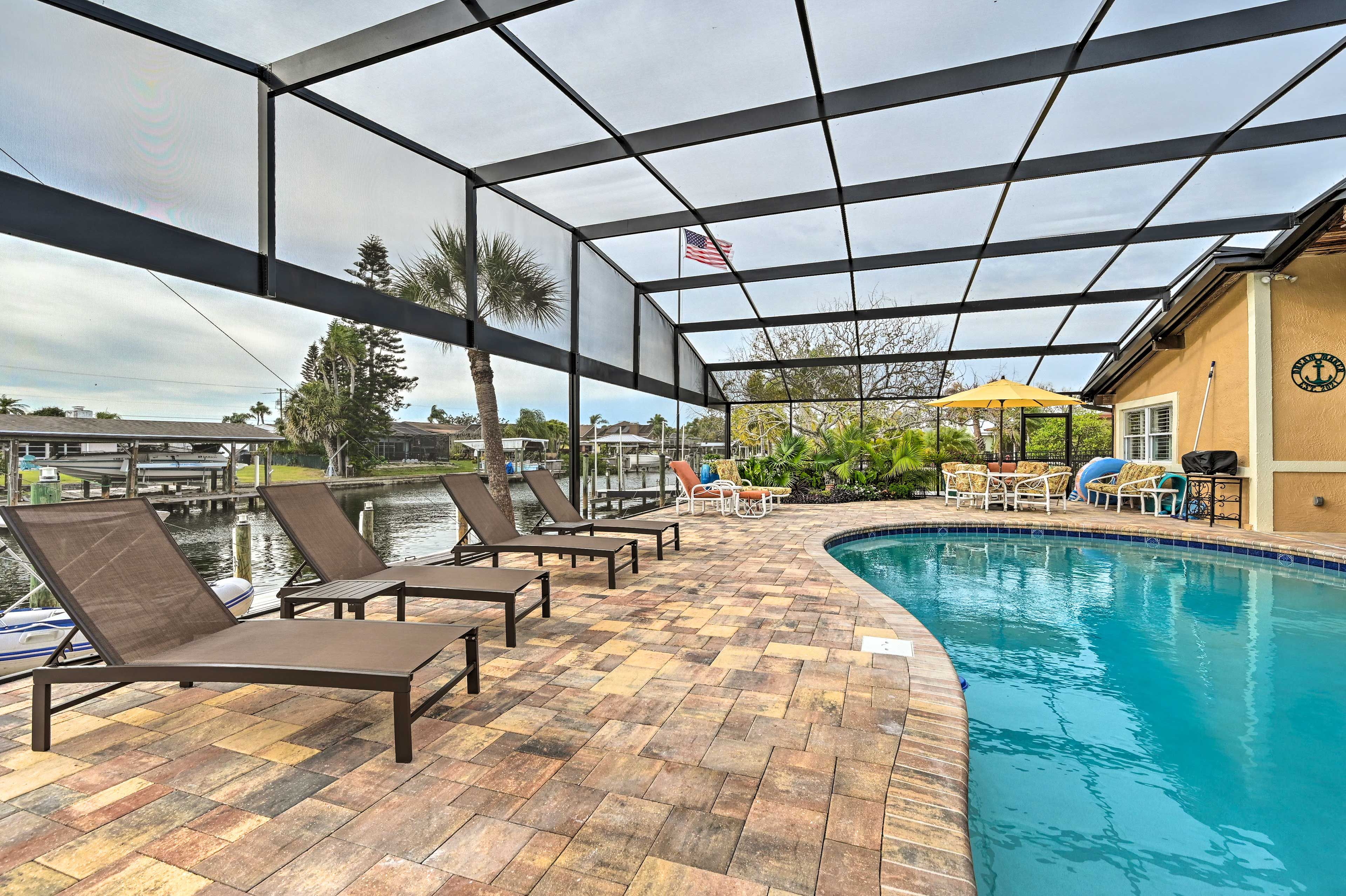 Apollo Beach Vacation Rental | 4BR | 2BA | 2,178 Sq Ft | Step-Free Access