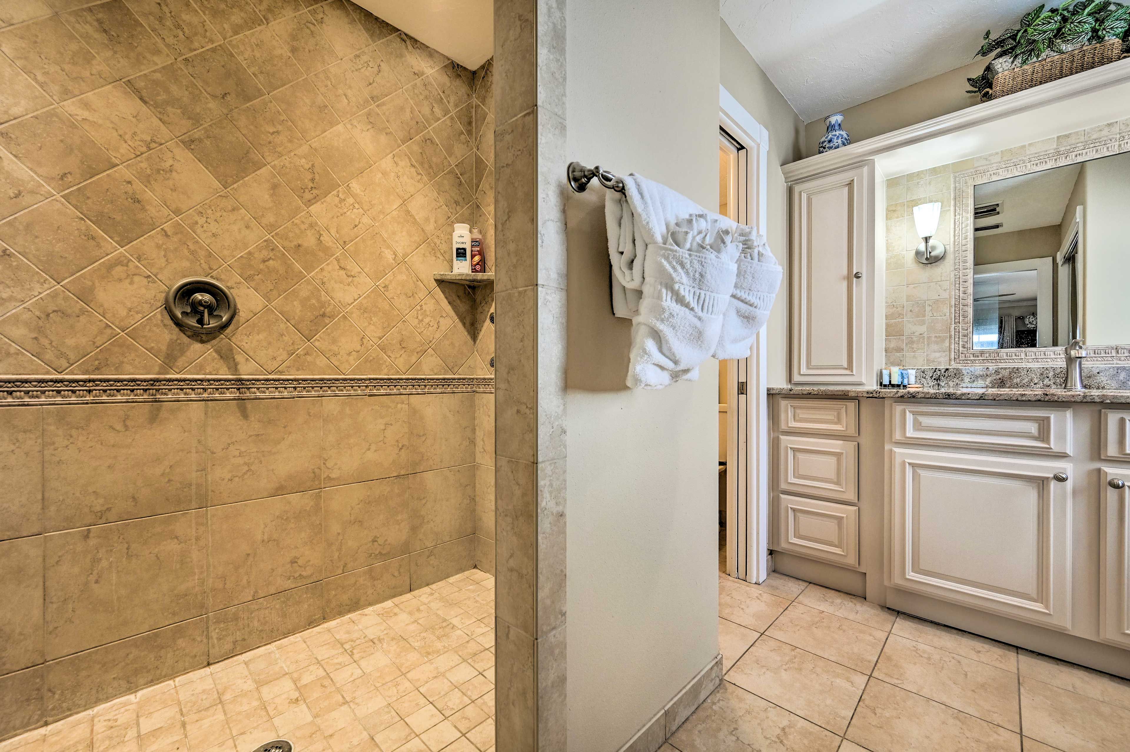 En-Suite Bathroom | Access via Bedrooms 1 | Towels Provided