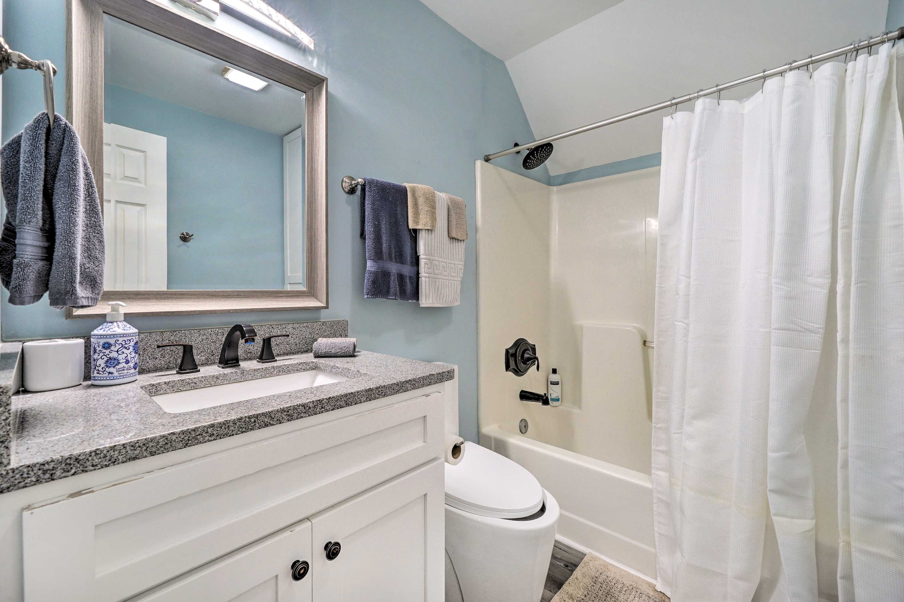 Full Bathroom