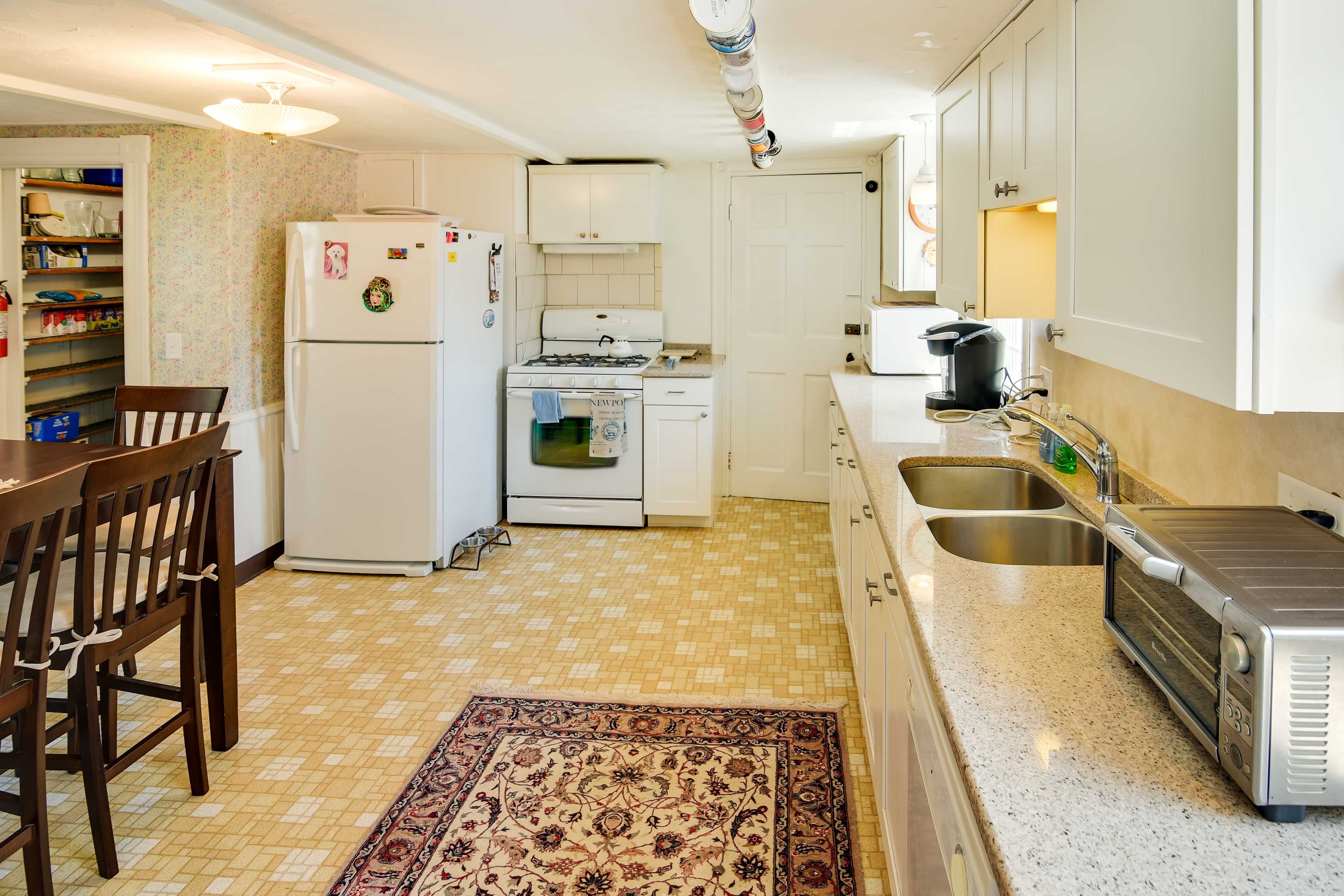 Kitchen | Basic Cooking Essentials | Coffee Maker | Dishwasher