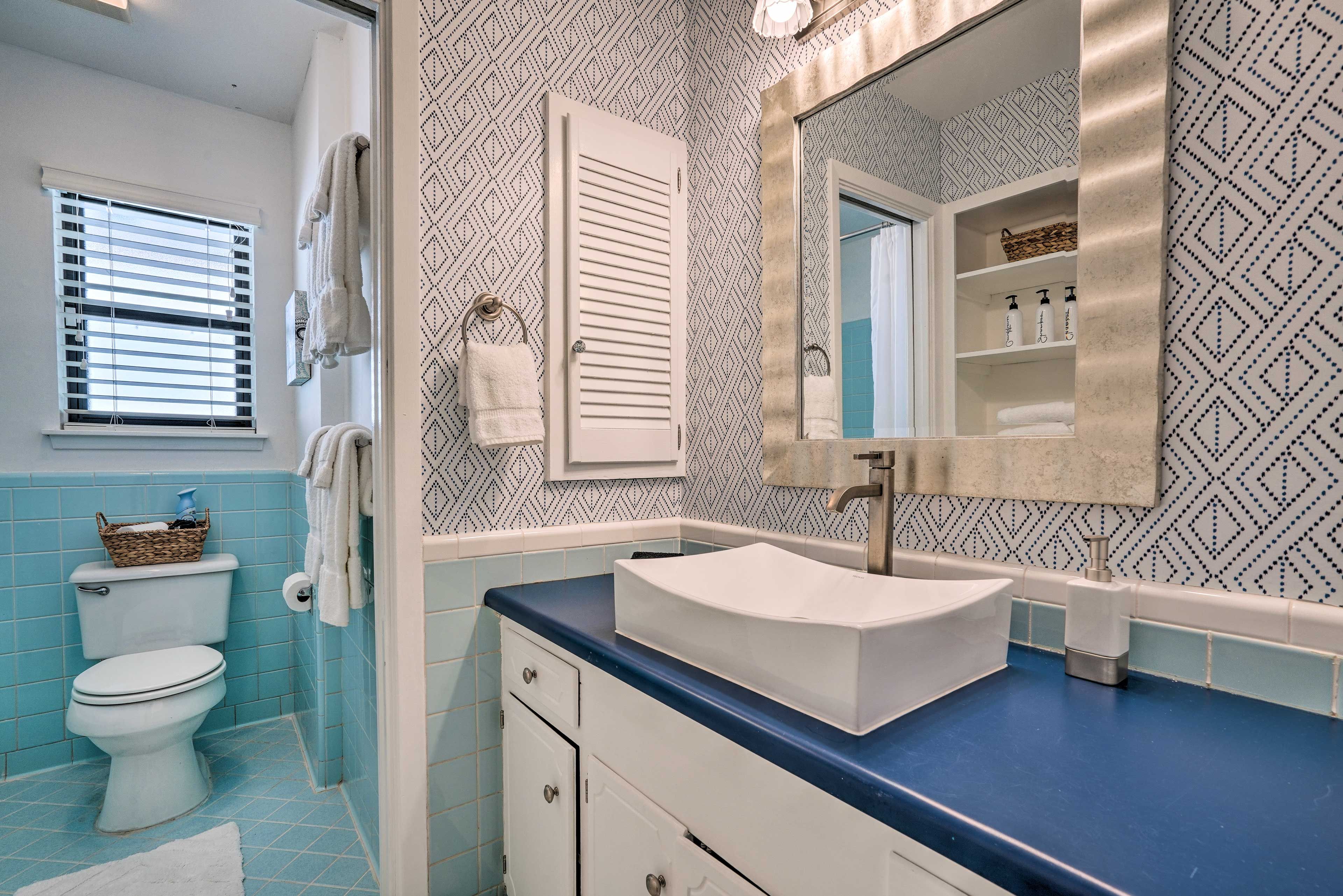 Full Bathroom