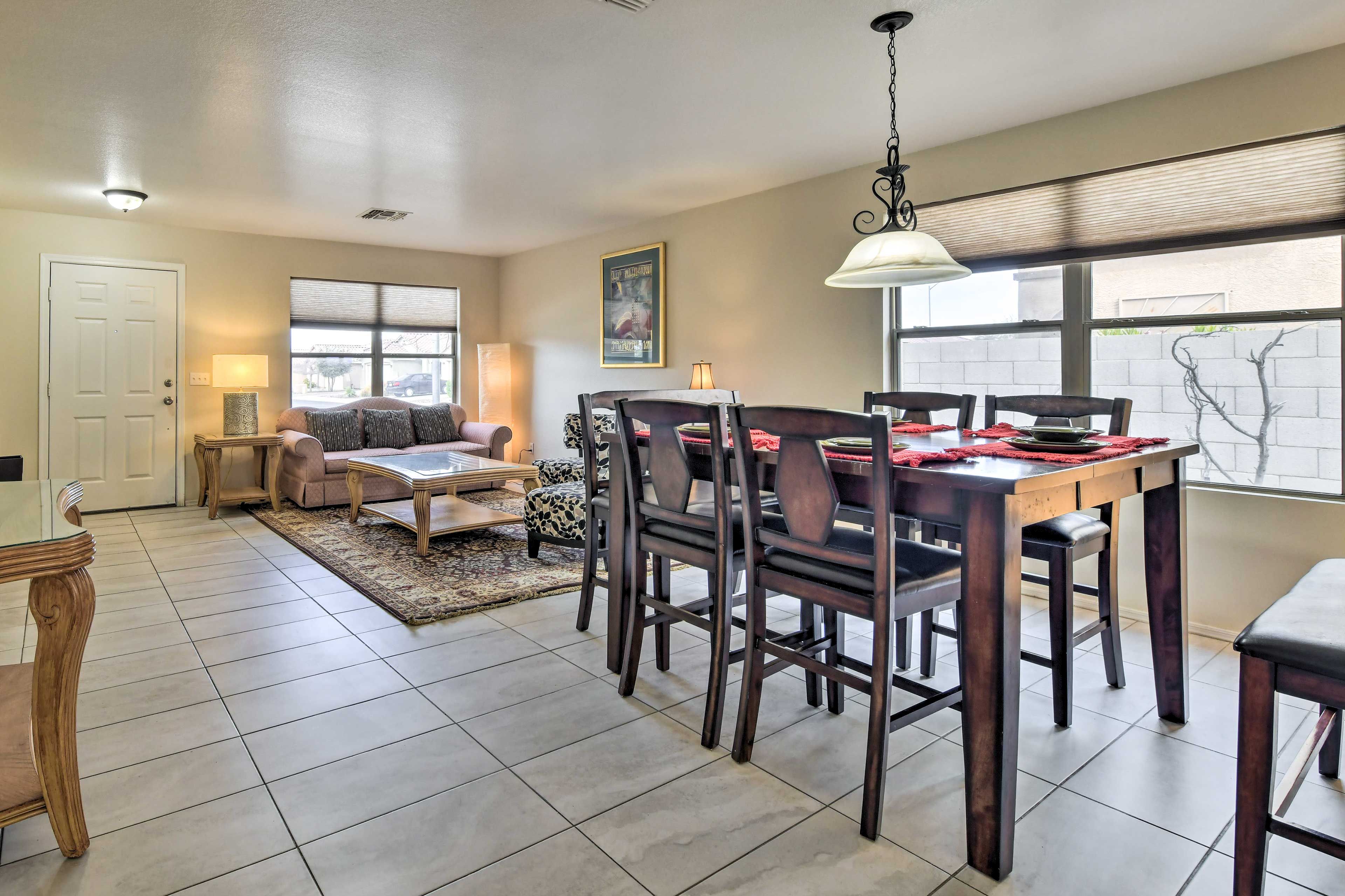 Family Room & Dining Area | Dishware & Flatware Provided