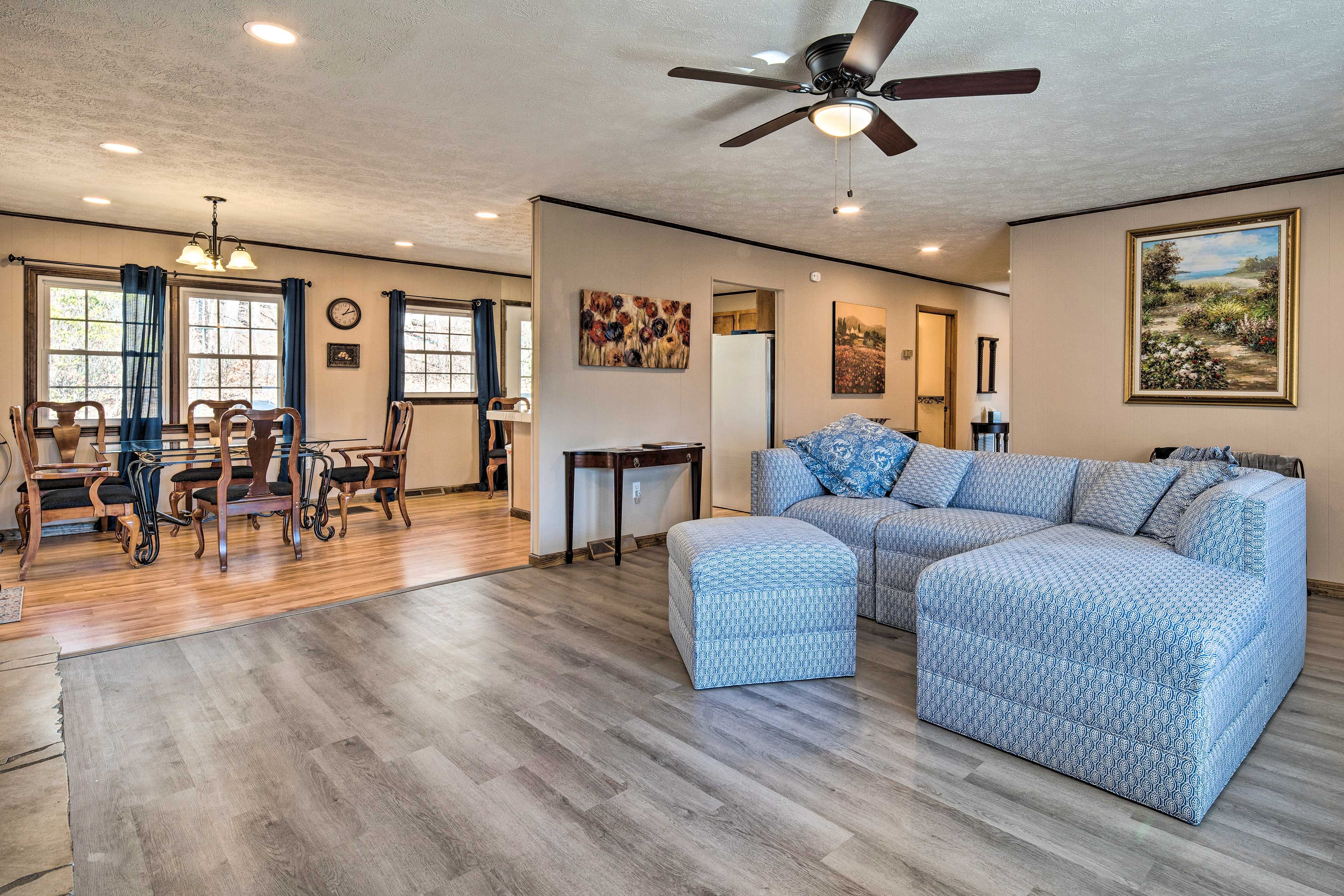 Saluda Vacation Rental | 4BR | 2BA | 1,600 Sq Ft | Stairs Required for Access
