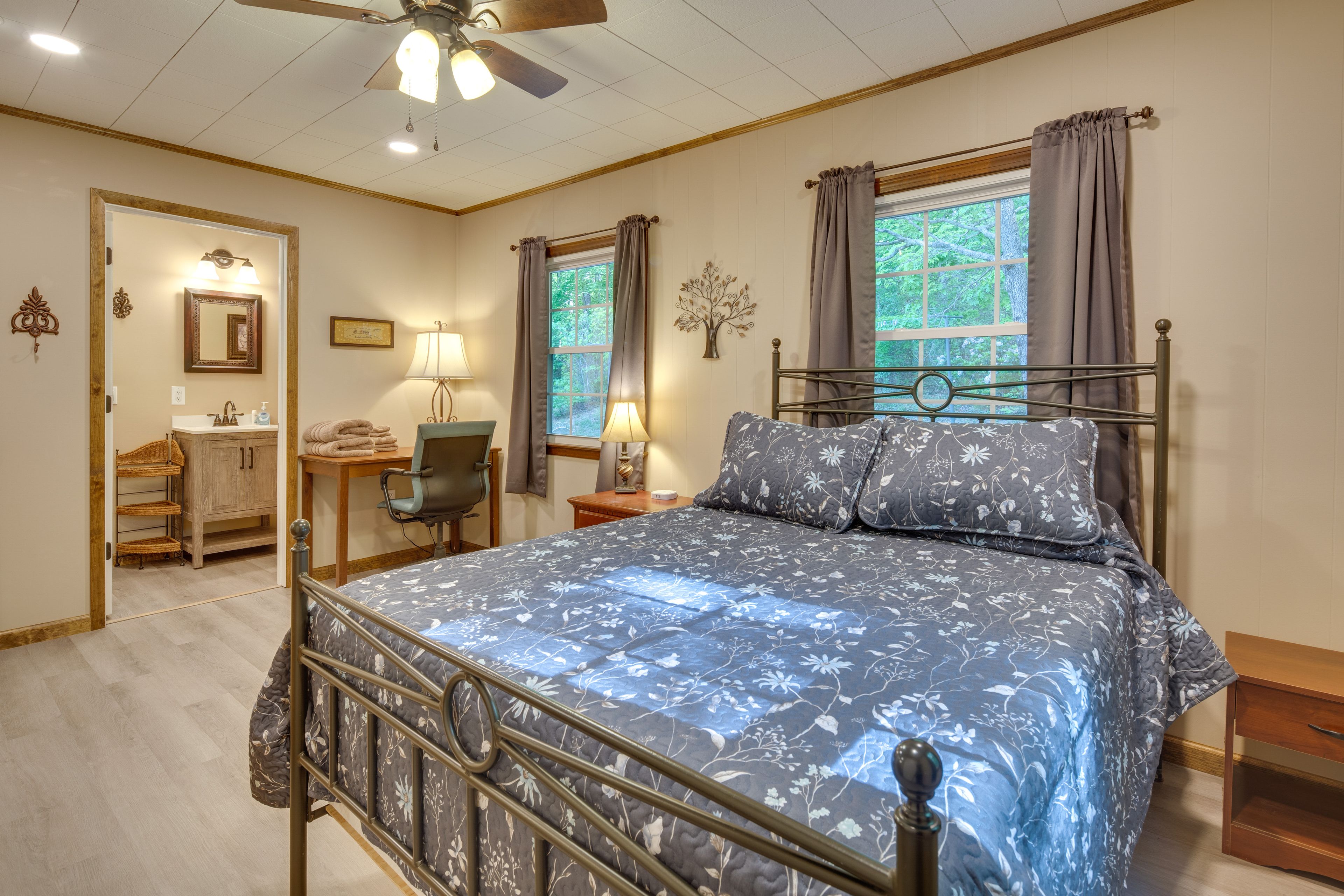 Bedroom 1 | Full Bed | Linens Provided | Desk | En-Suite Bathroom
