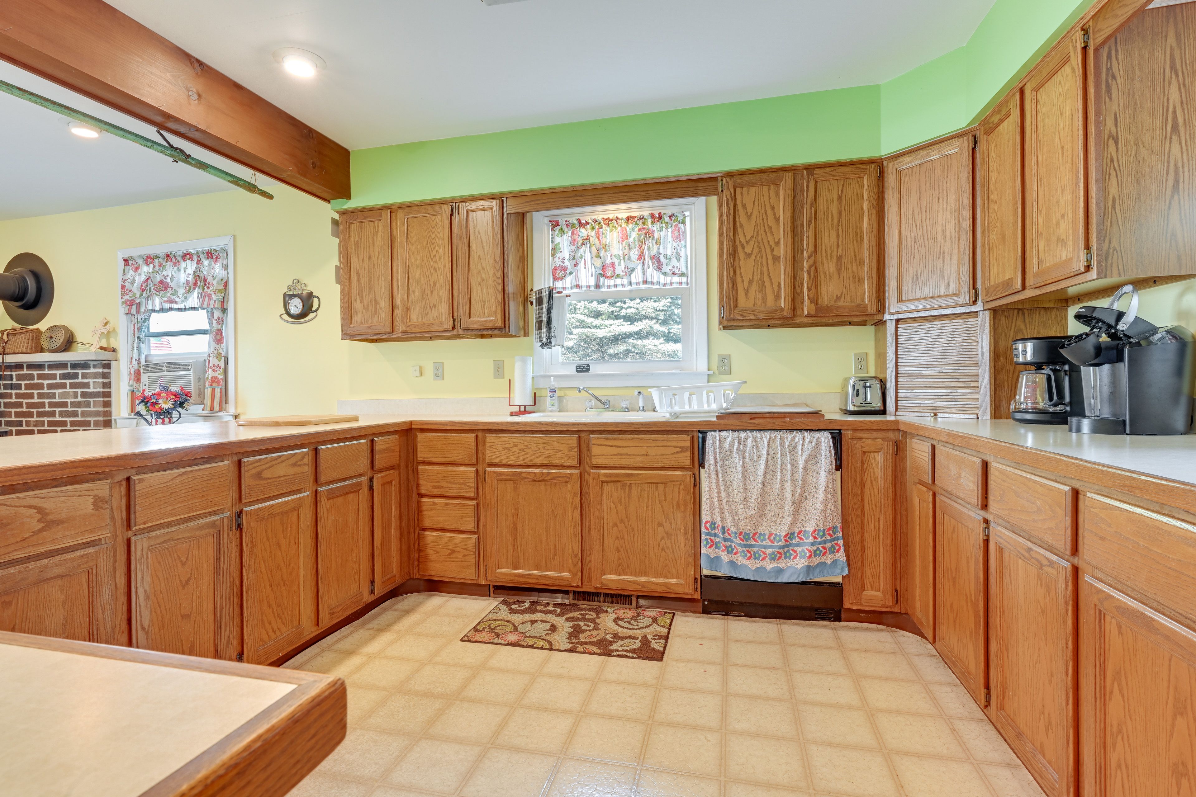 Kitchen | Keurig Coffee Maker