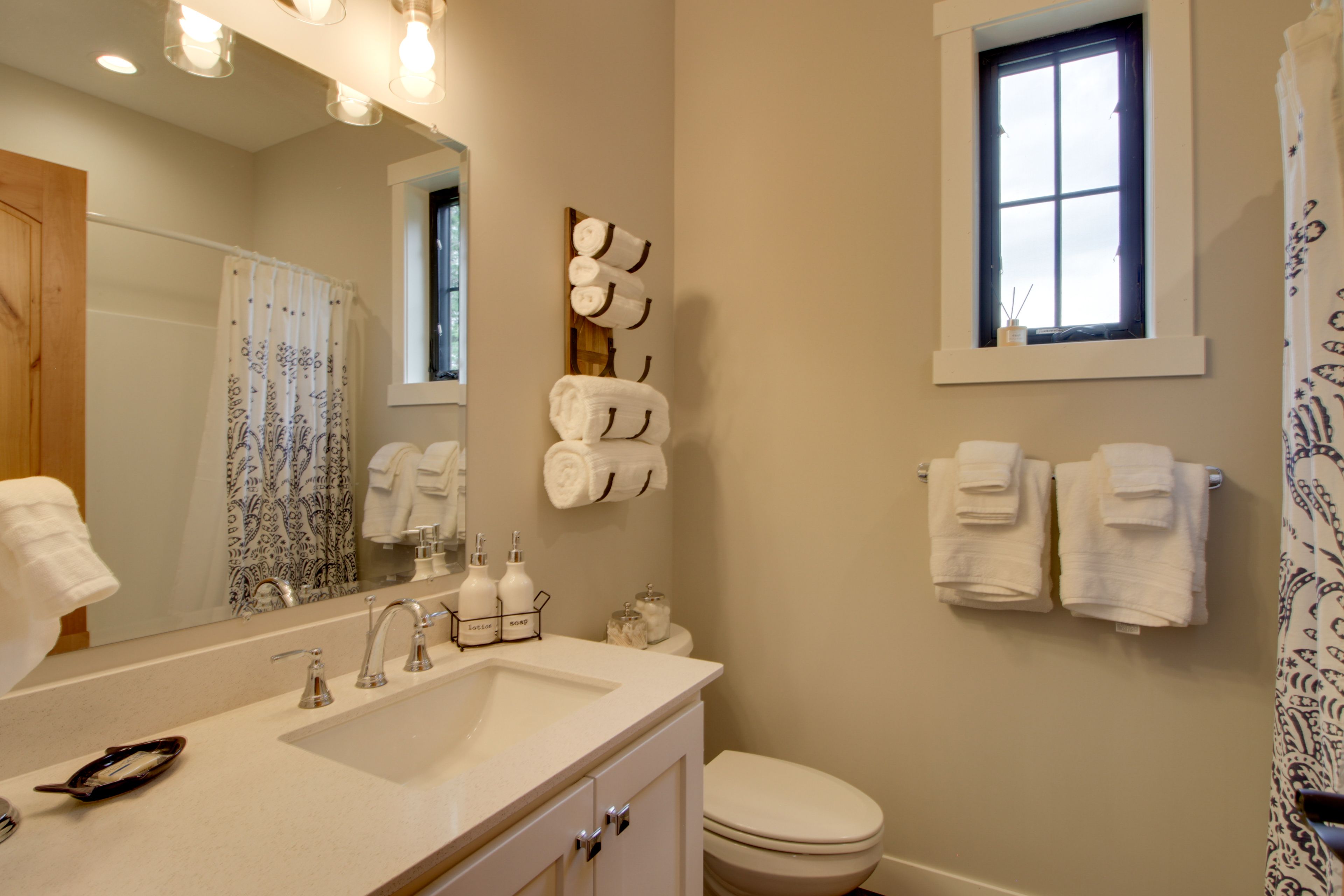 Bathroom | Towels Provided