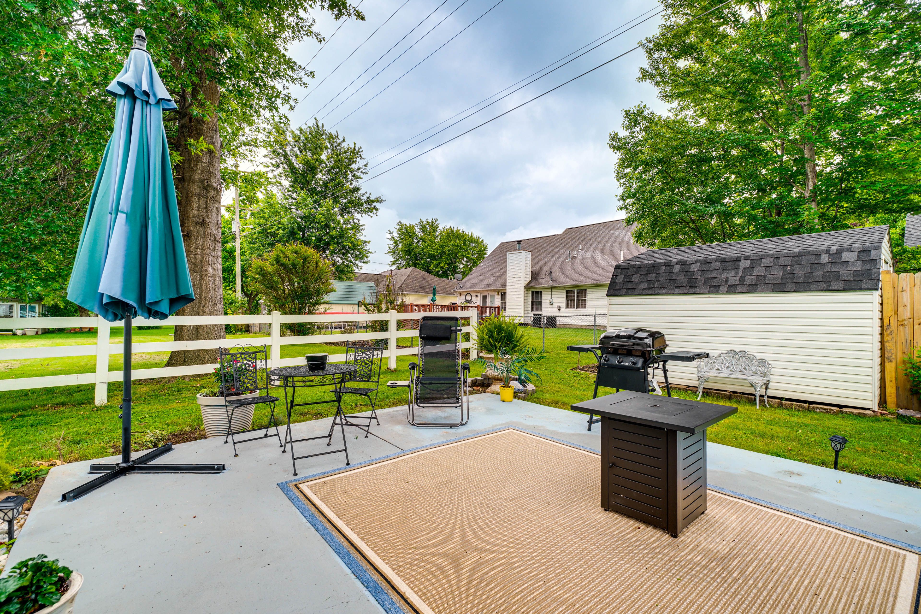 Patio | Seating | Grill | Fire Pit