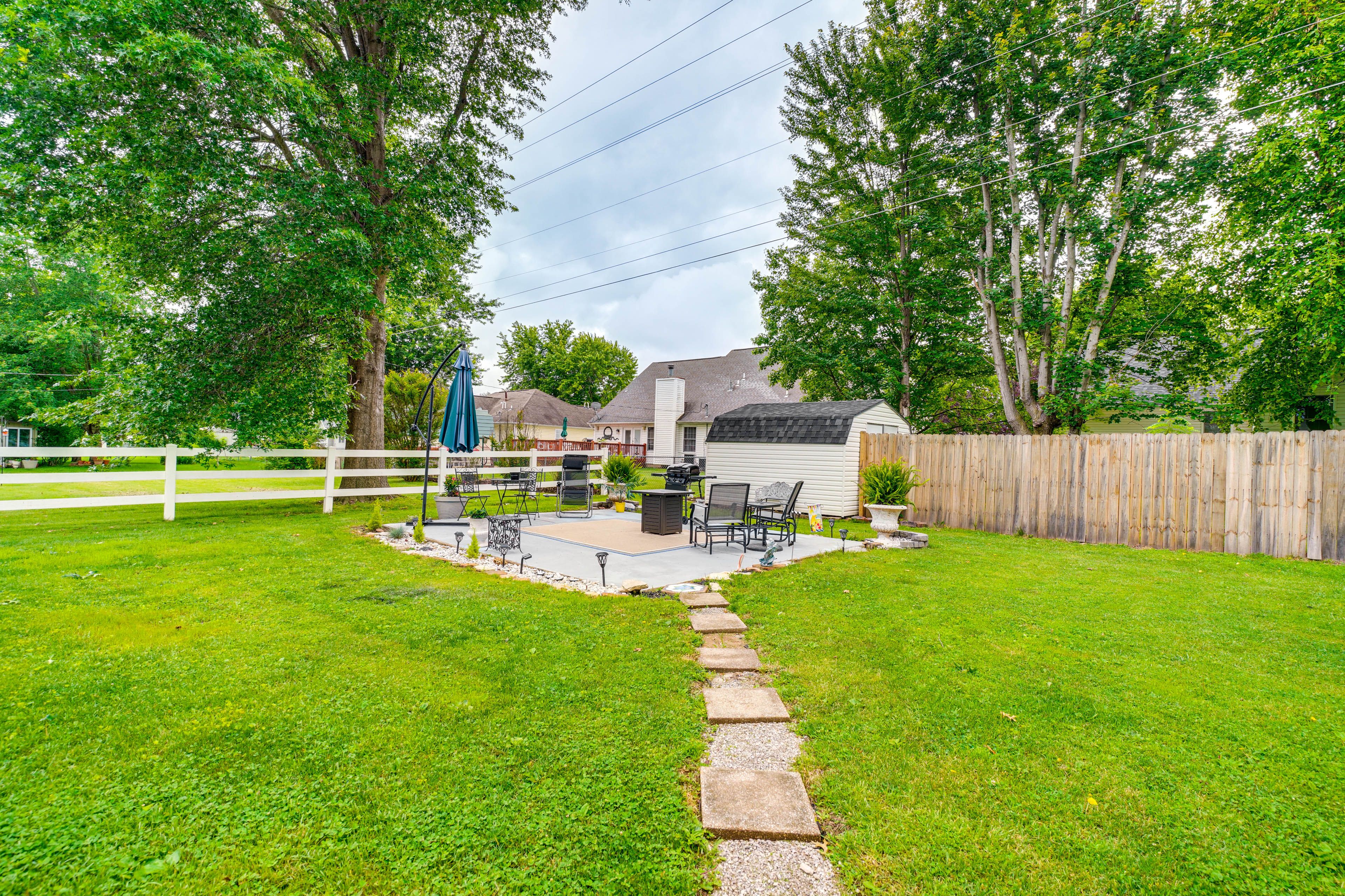 Patio | Seating | Grill | Fire Pit