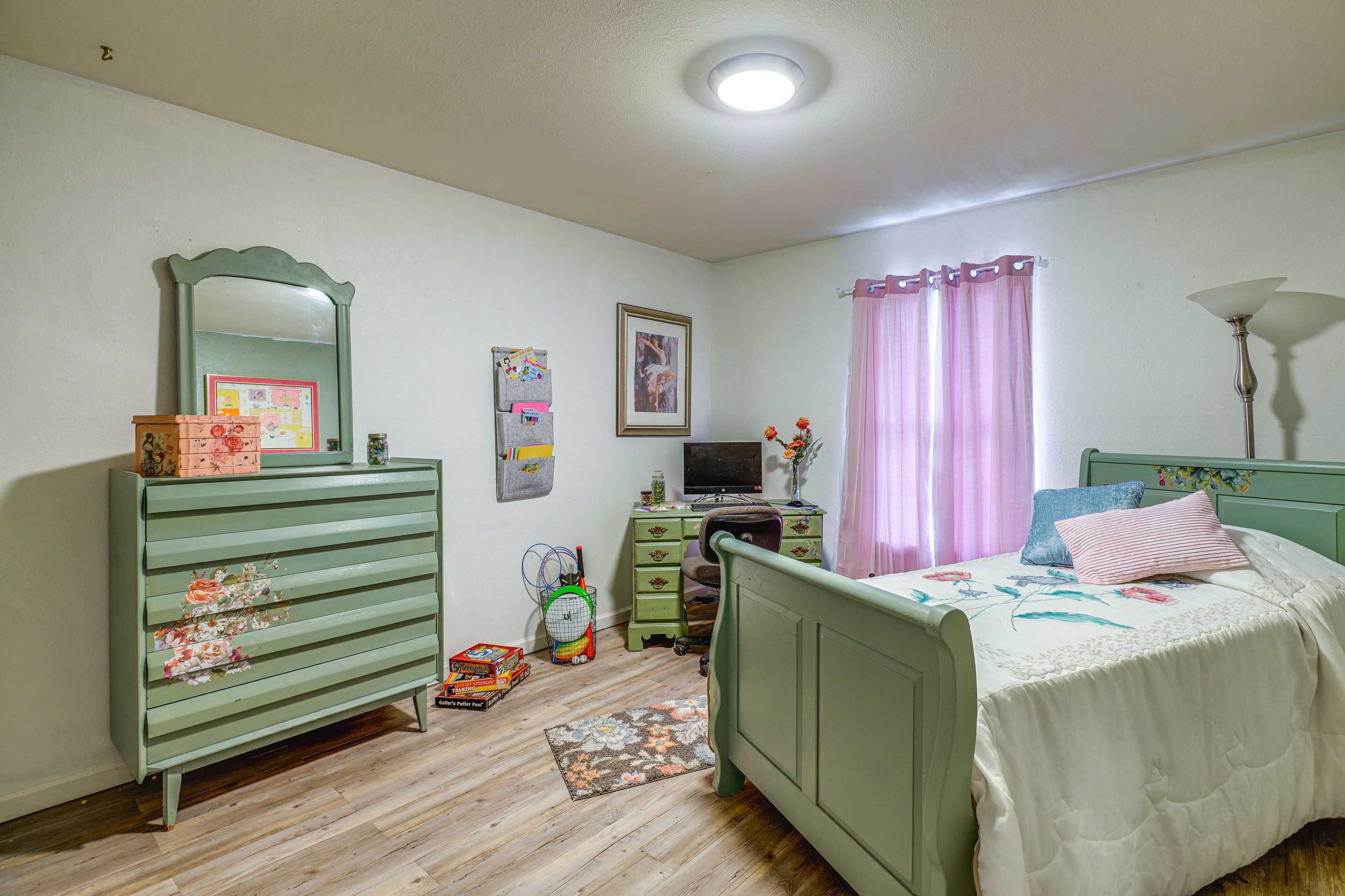 Bedroom 3 | Twin Bed