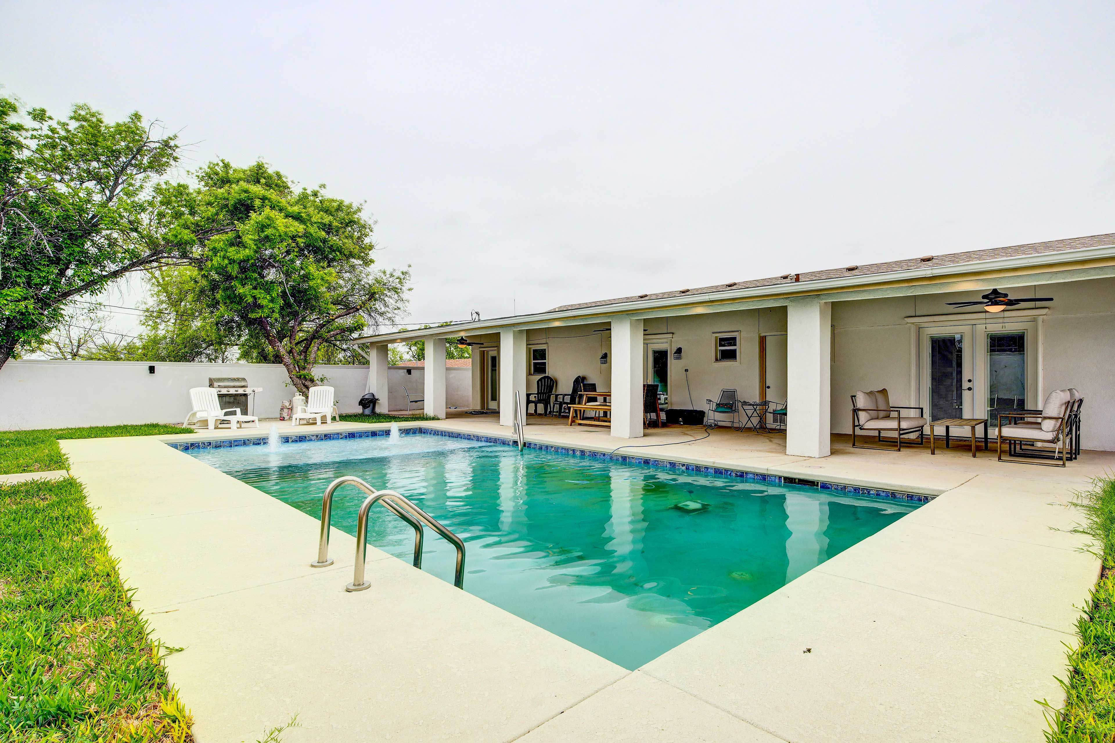 Private Pool | Gas Grill Not Available