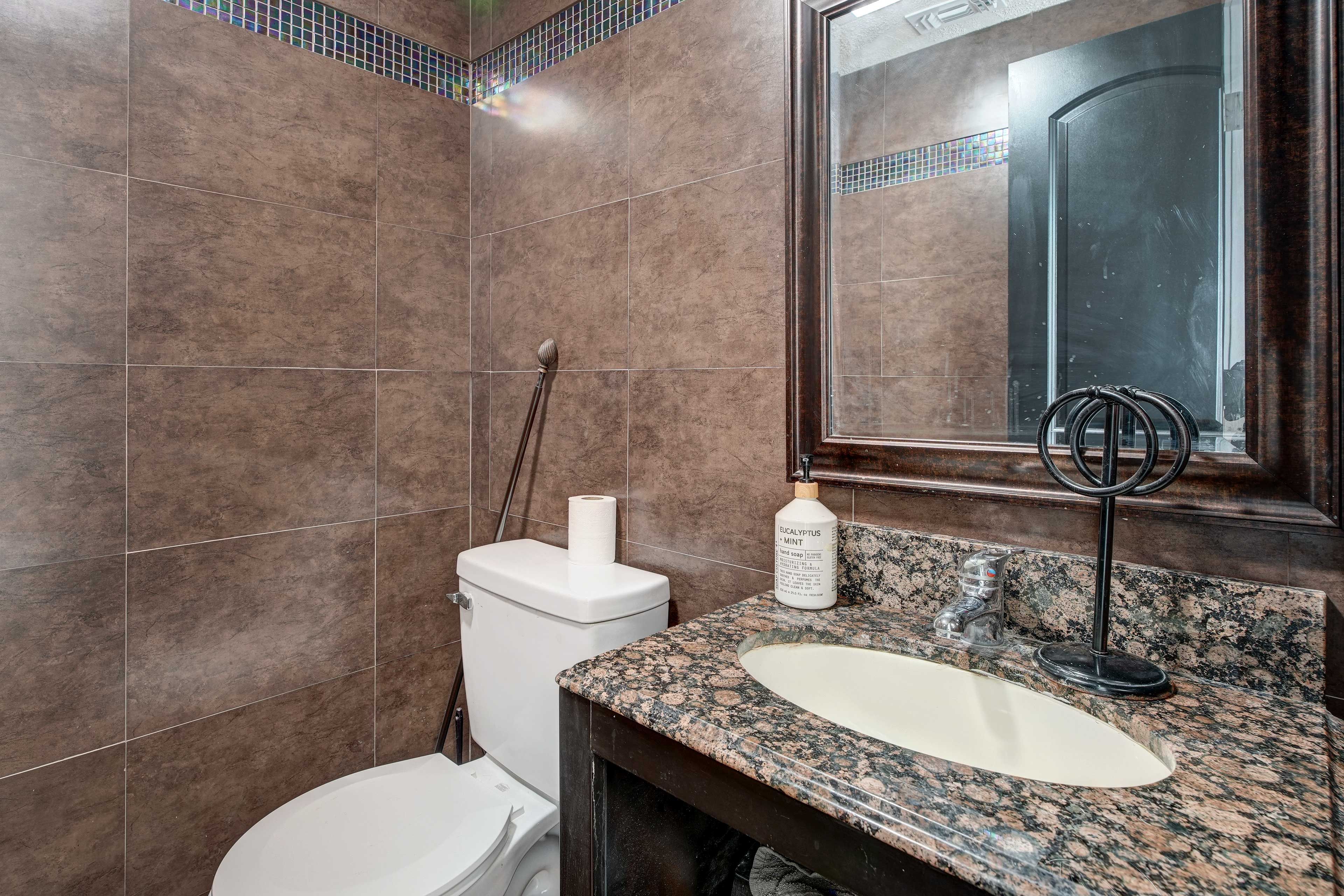 En-Suite Bathroom | Main Level