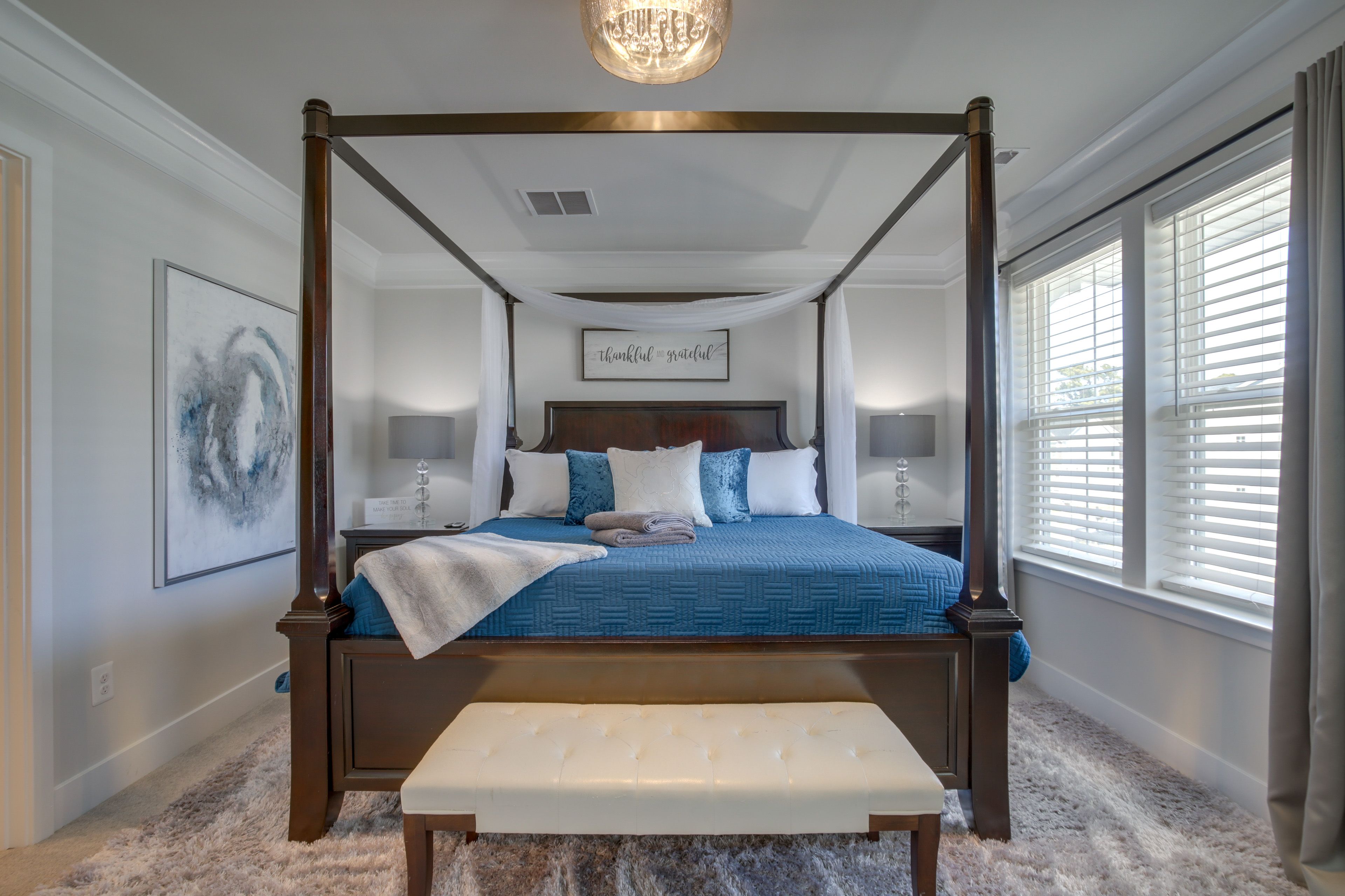 Bedroom 1 | King Bed | Smart TV | En-Suite Bathroom | 3rd Floor