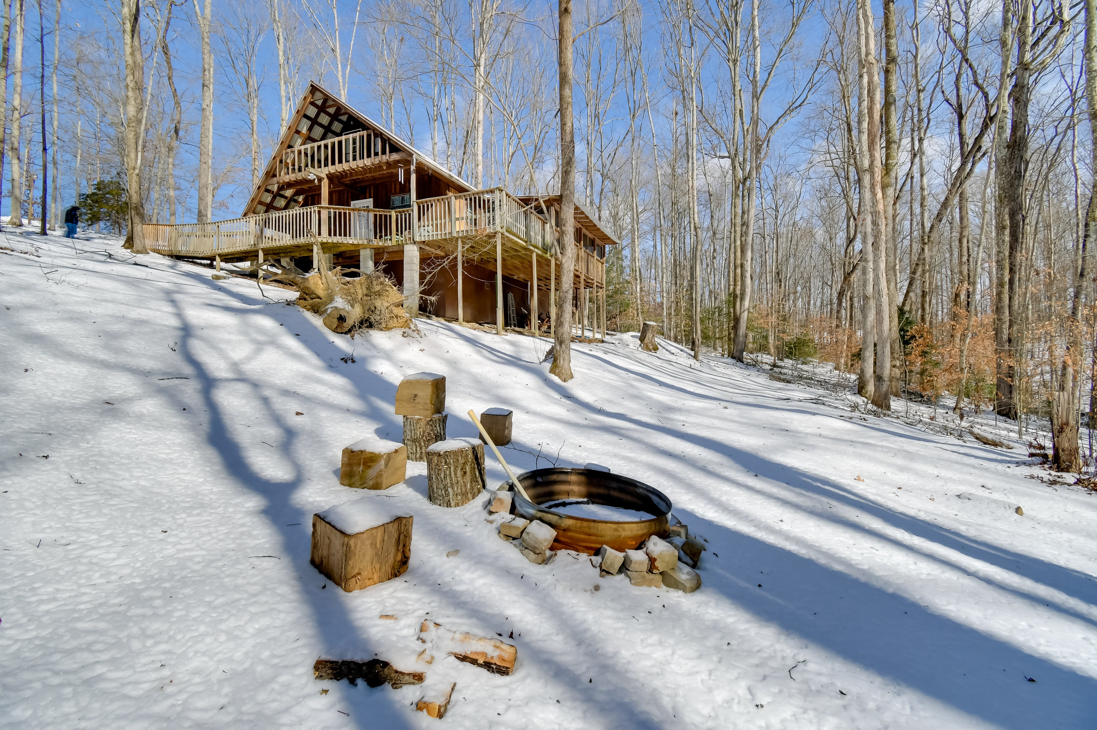 Property Exterior | 2-Story Cabin