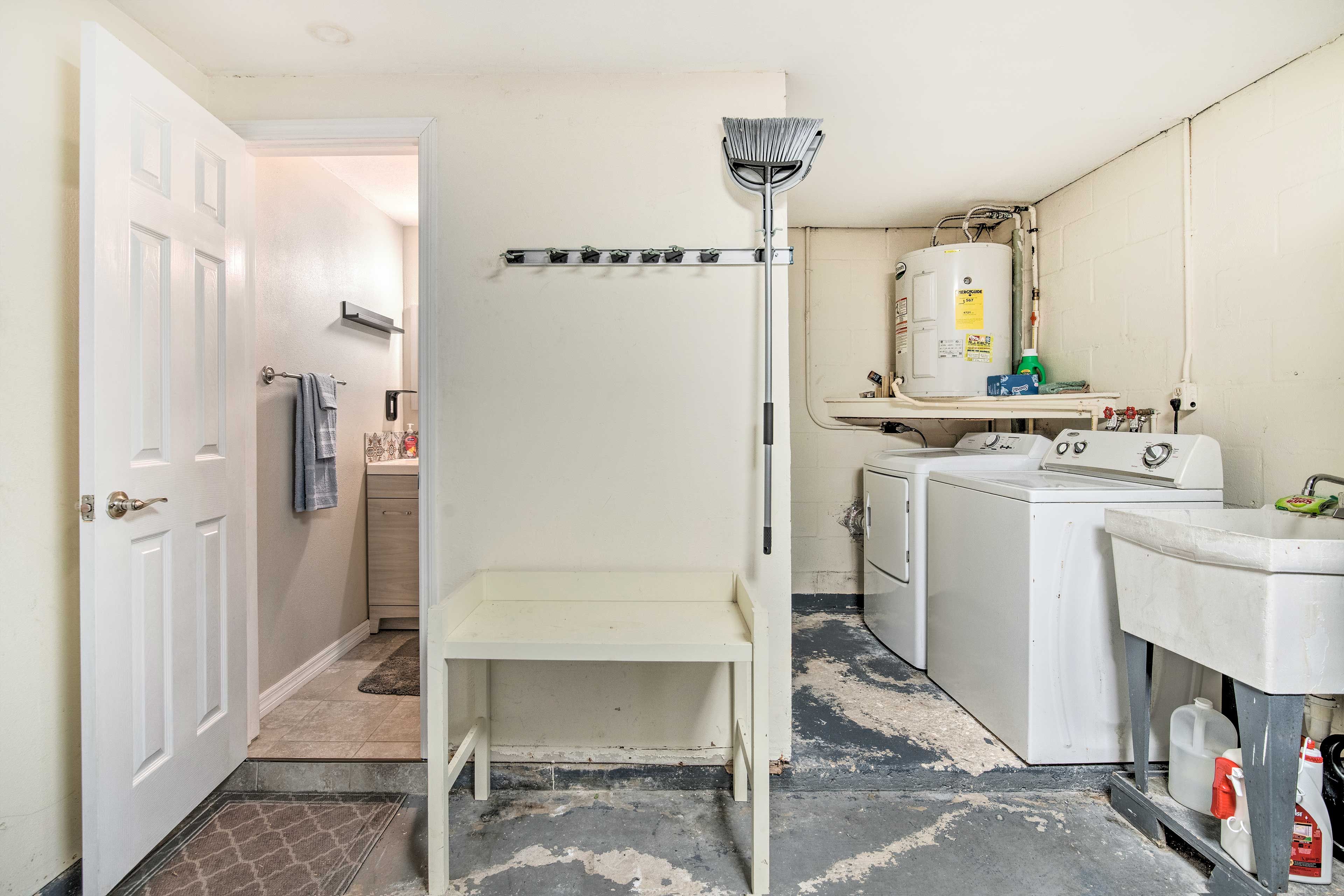 Garage | Washer + Dryer