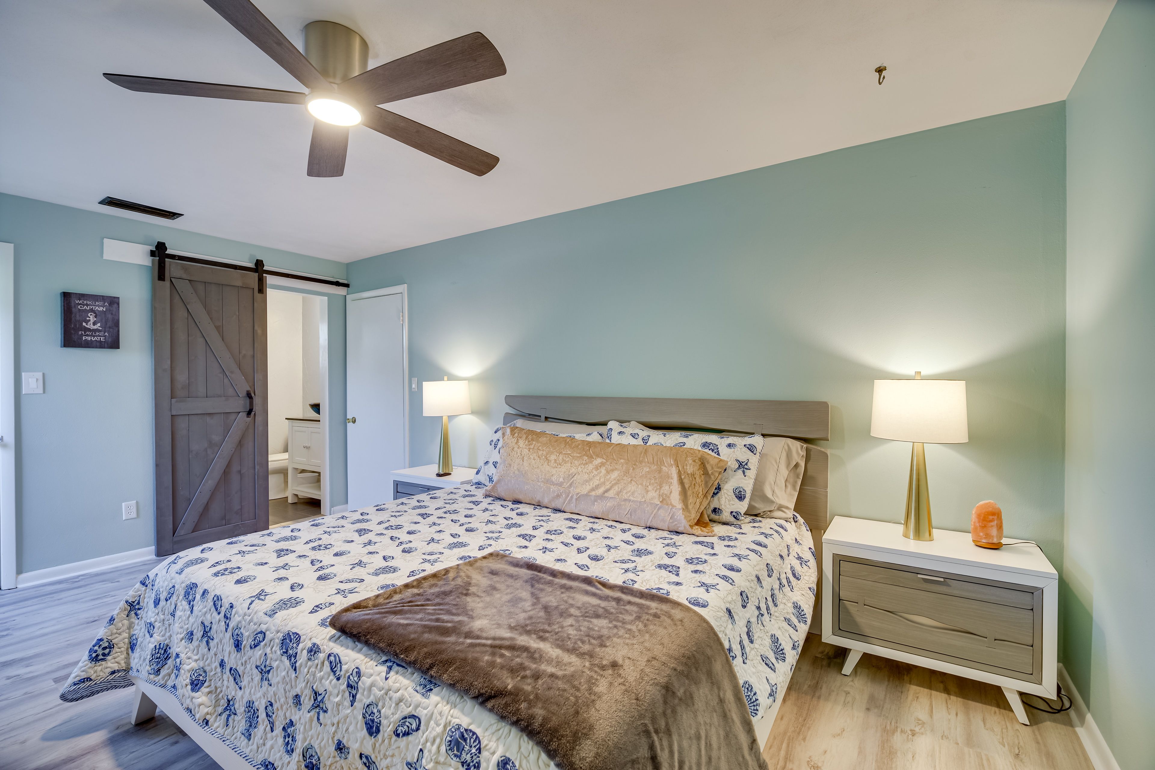 Bedroom Suite | King Bed | Linens Provided | Smart TV