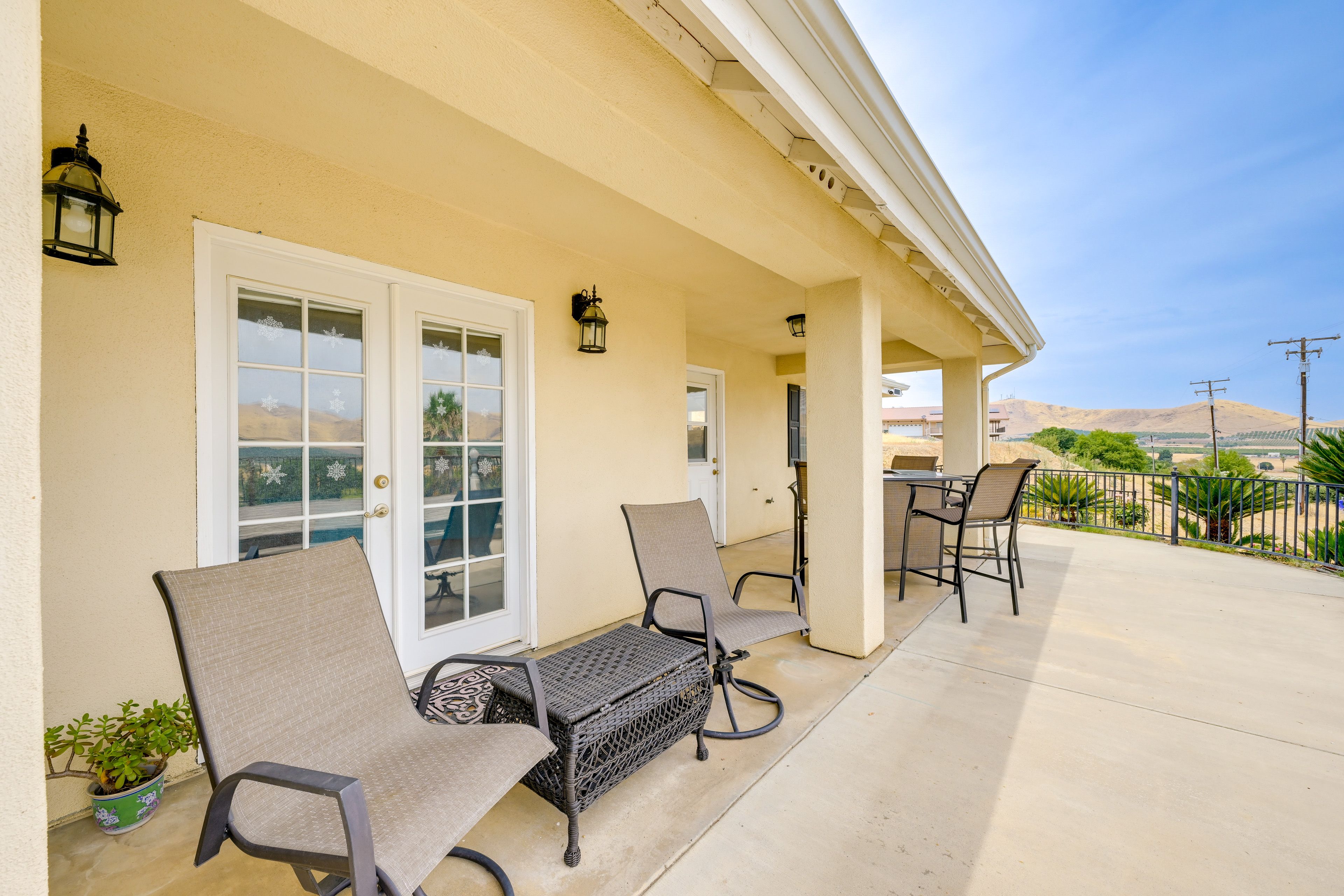 Patio | Dining Area