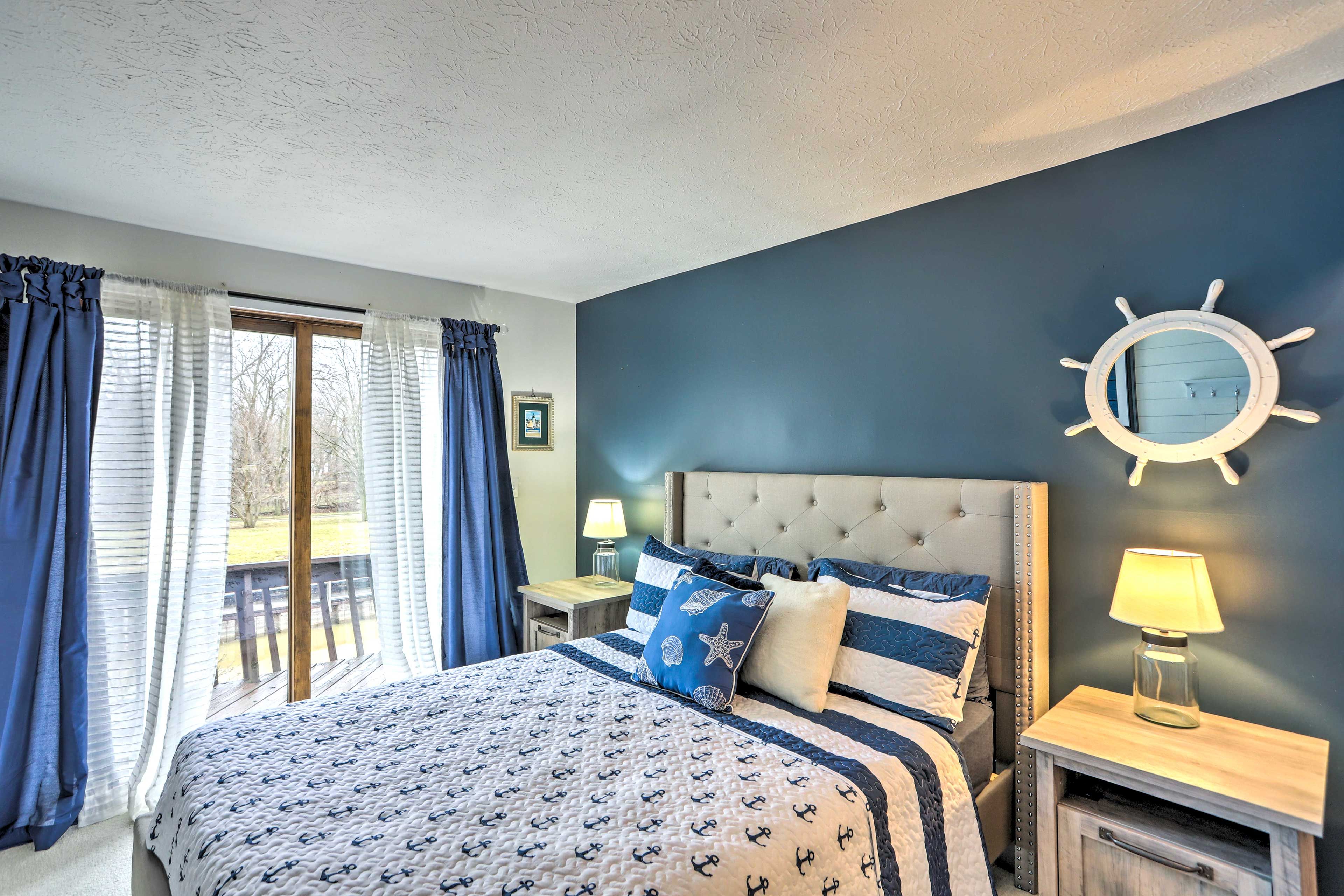 Bedroom 4 | 2nd Floor | Queen Bed
