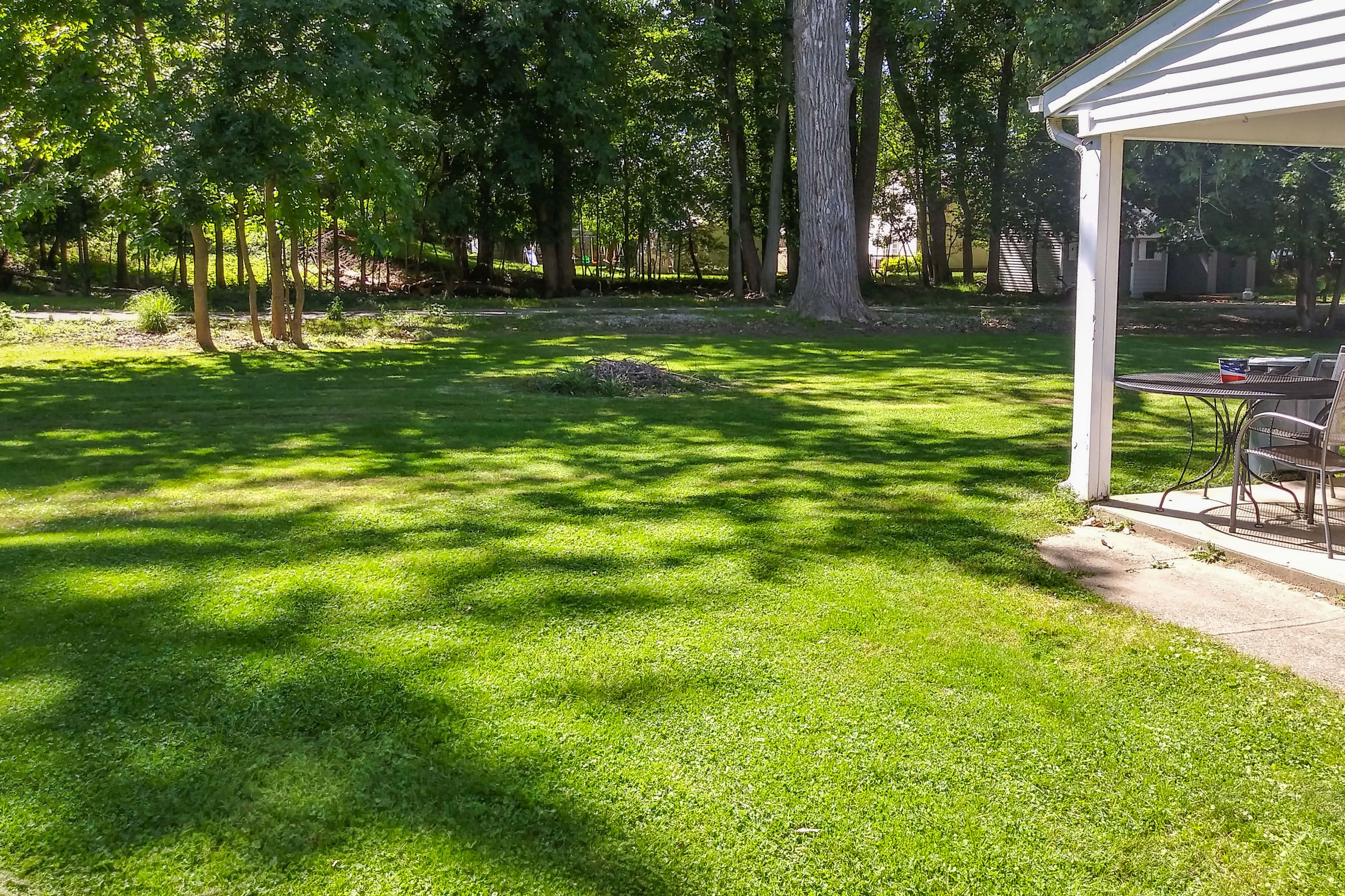 Exterior | Covered Patio | Yard