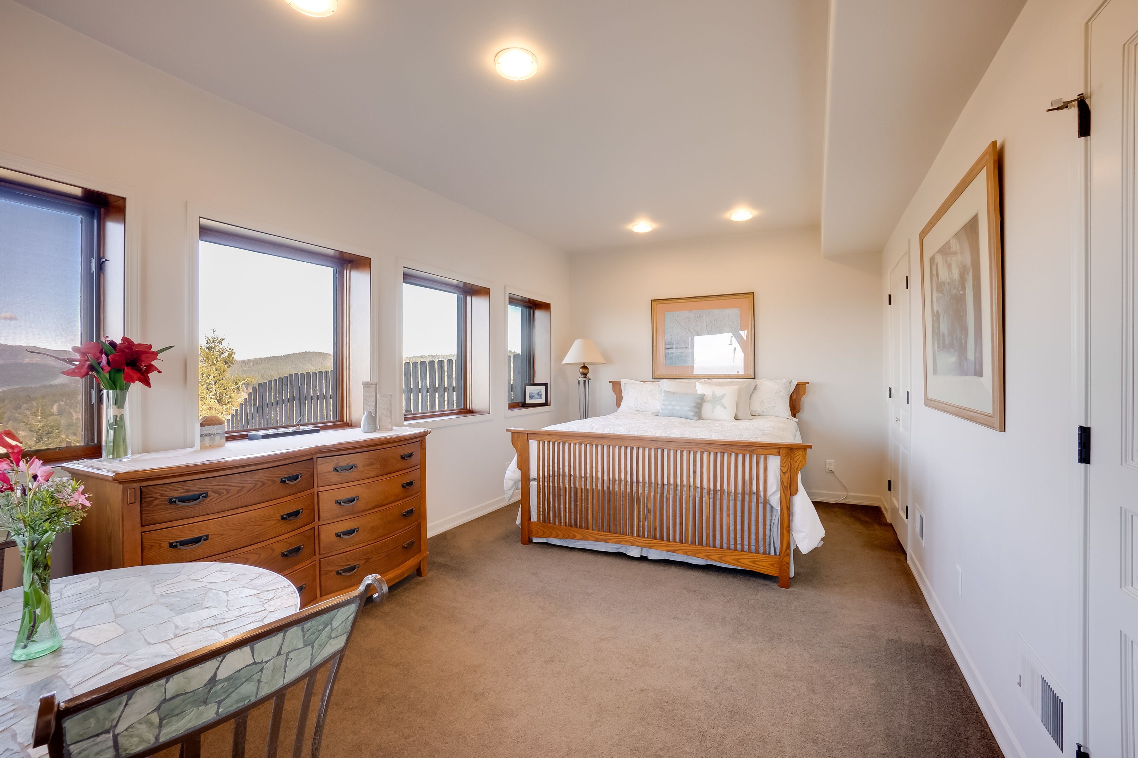 Bedroom | California King Bed | Adjustable Mattress | Linens Provided