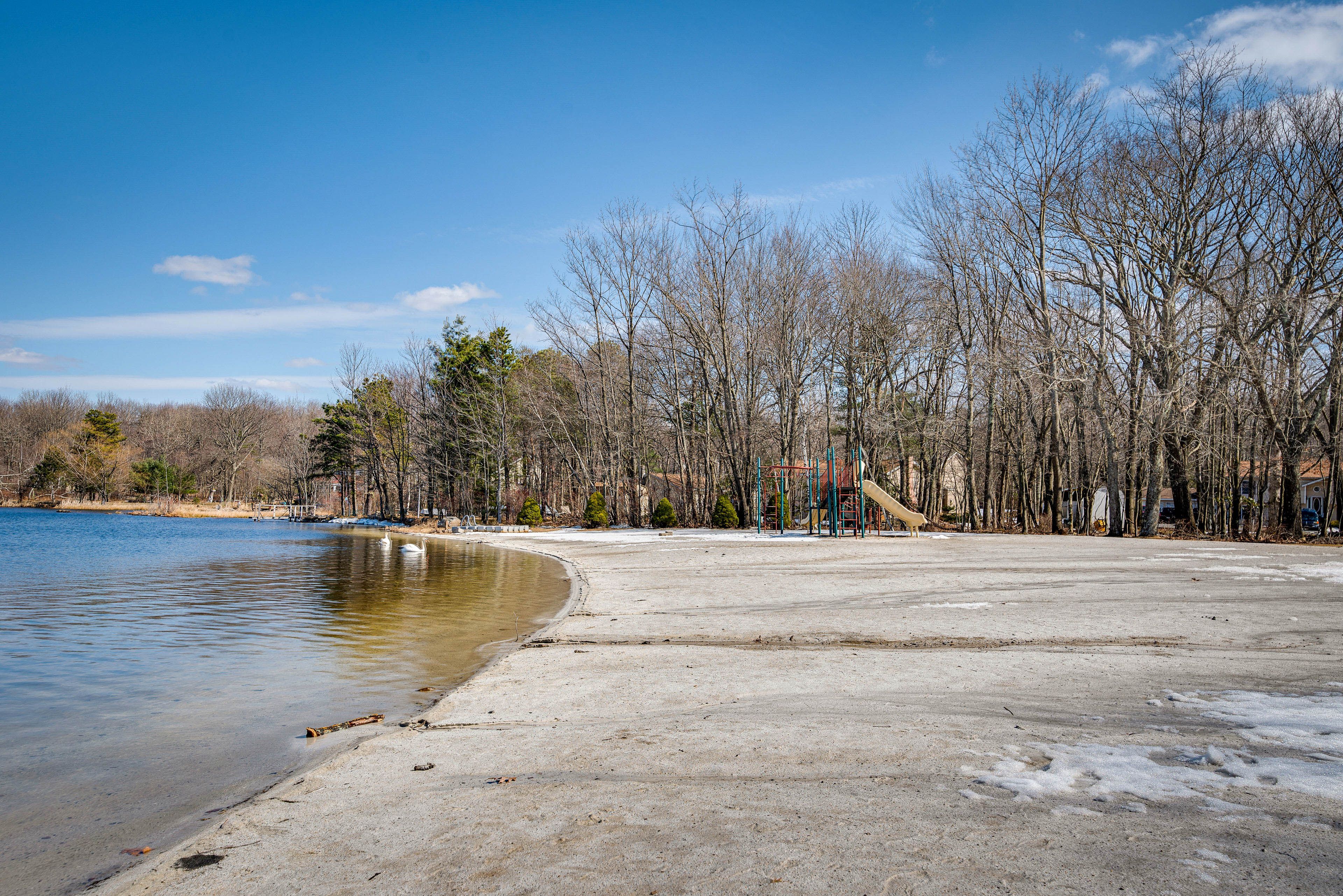 Nearby Beach w/ Playground