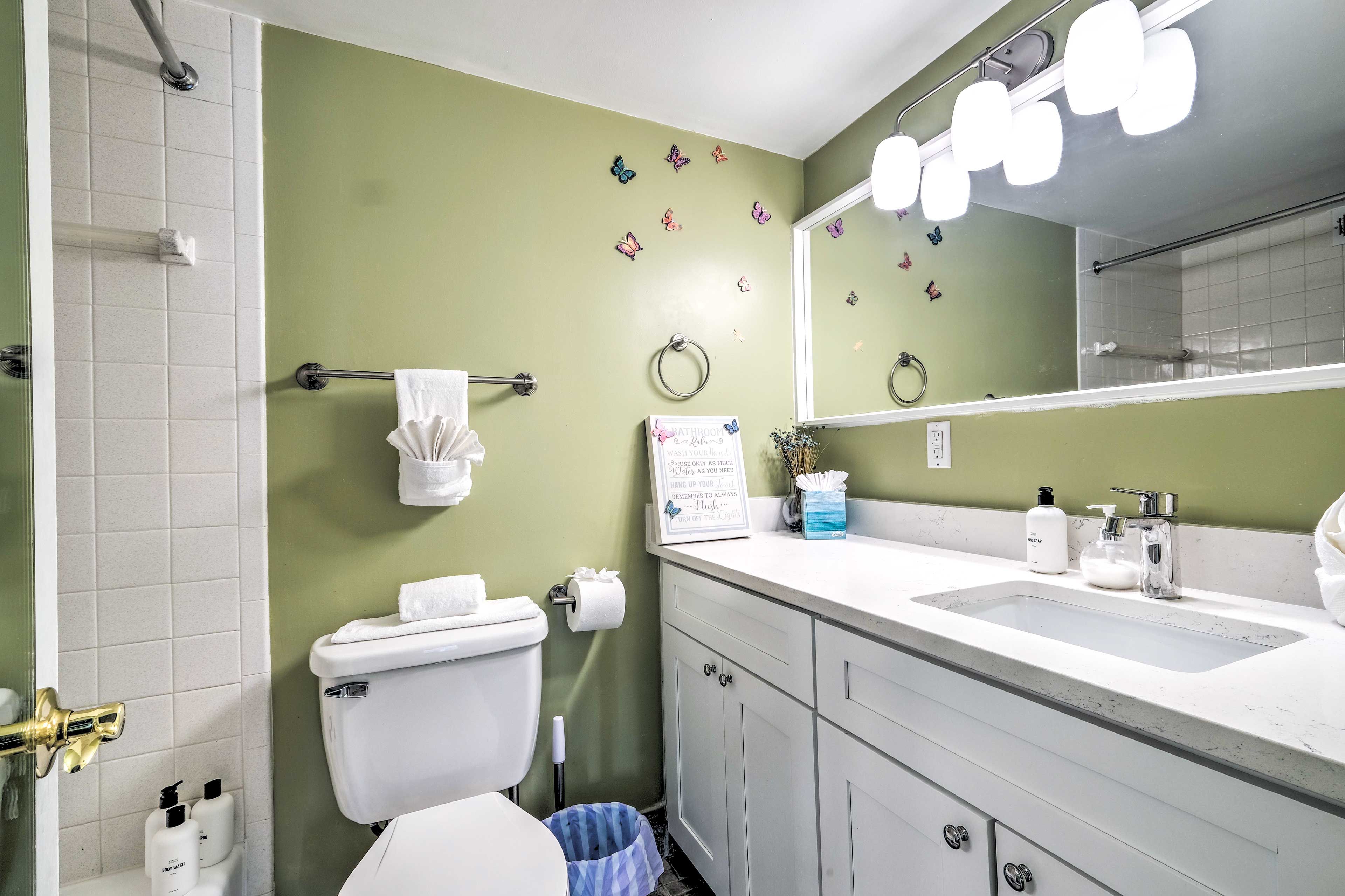 Bathroom | Towels Provided