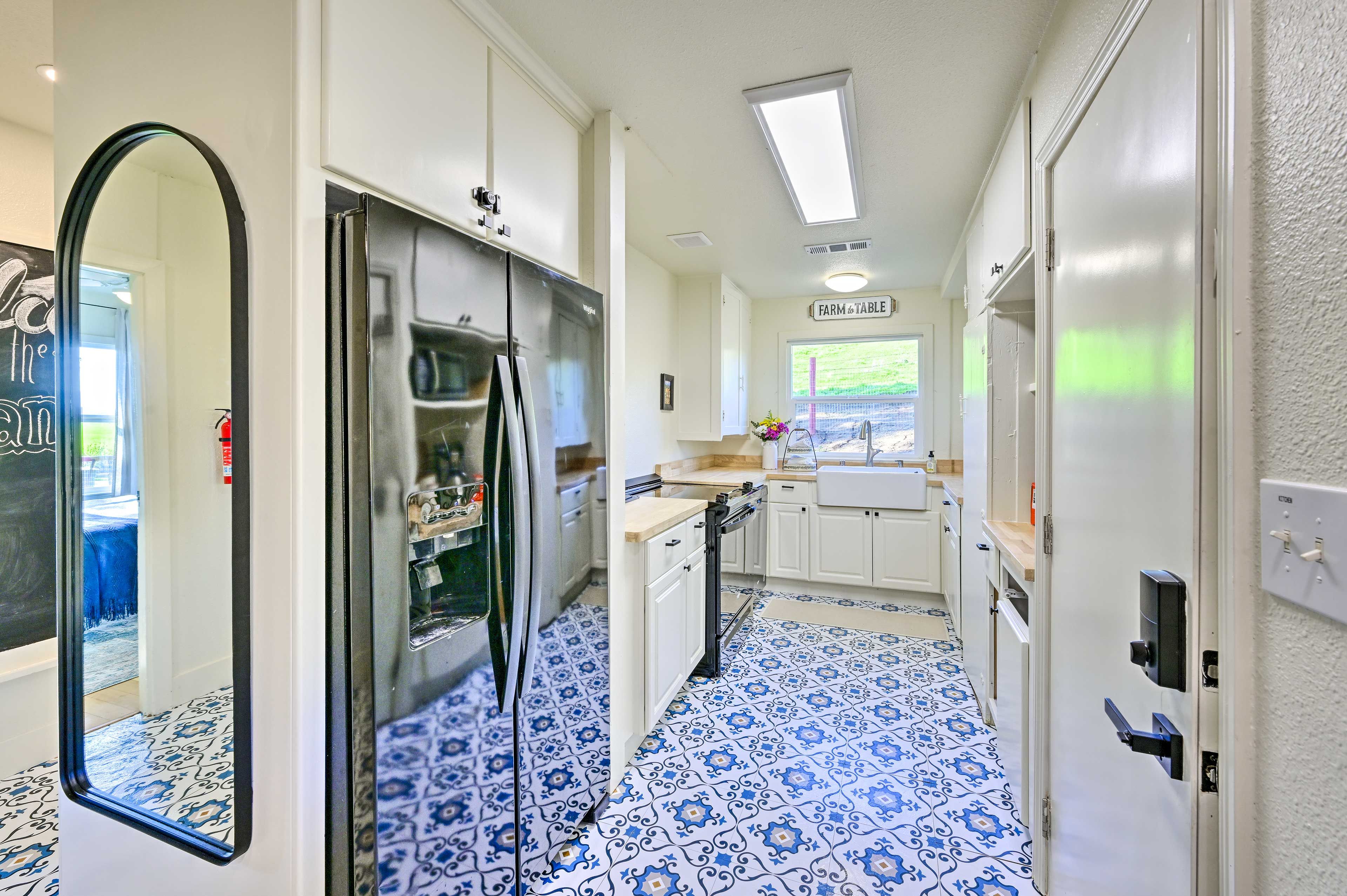 Kitchen | Main Level | Dishwasher | Coffee Maker