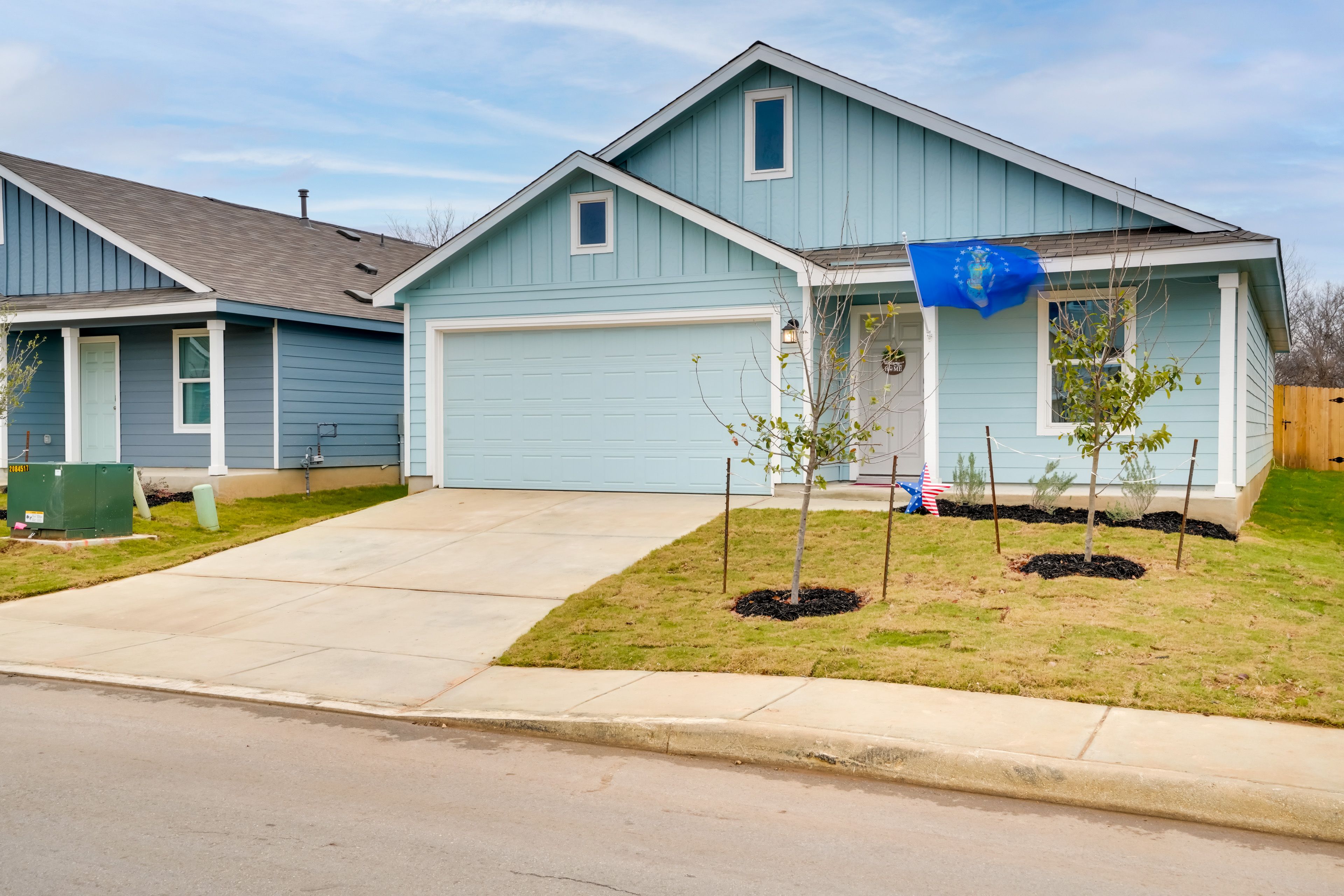 Parking | Driveway (2 Vehicles) | Street Parking (First-Come, First-Served)